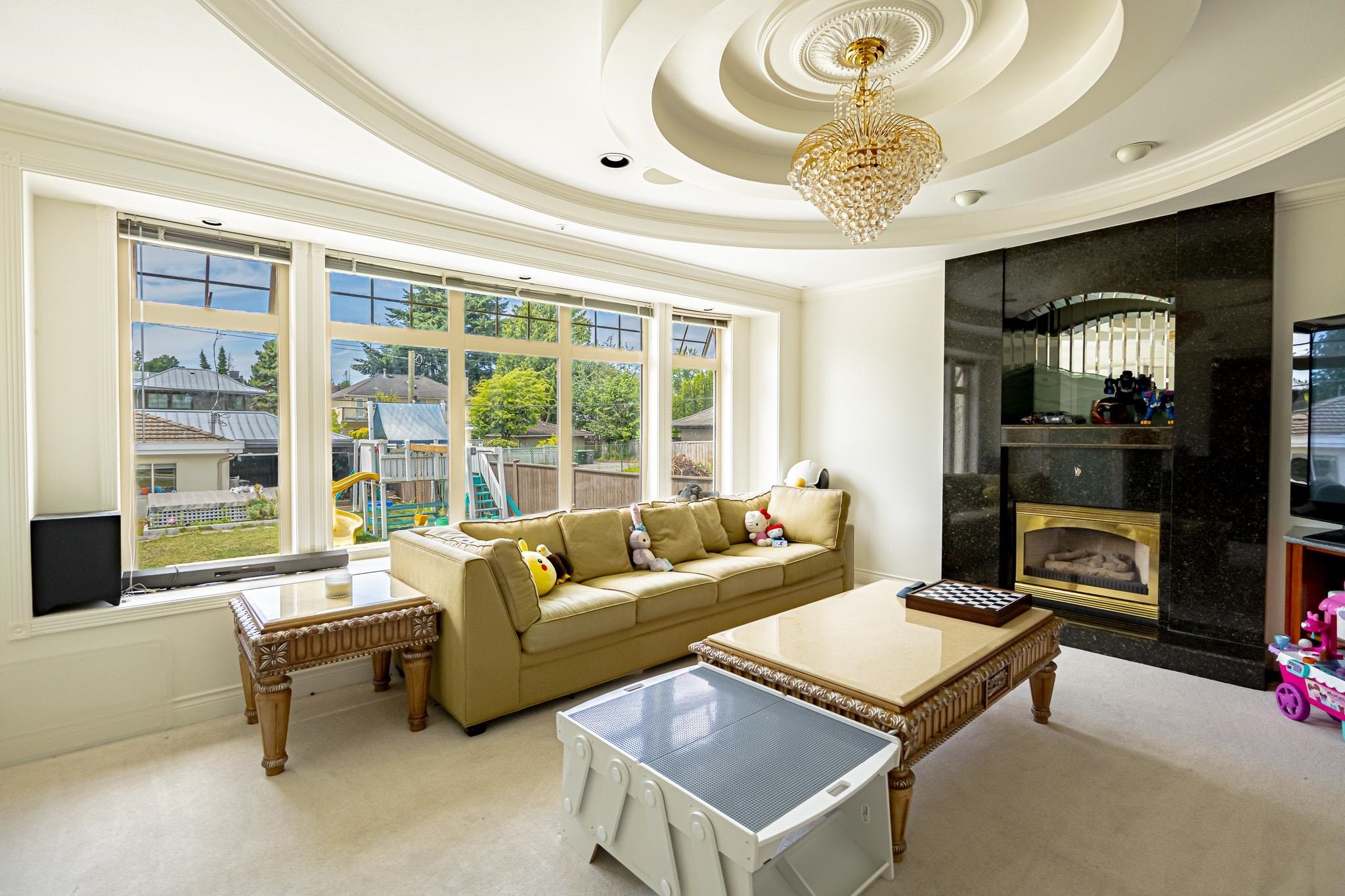 6879 Arbutus Street, Vancouver, BC