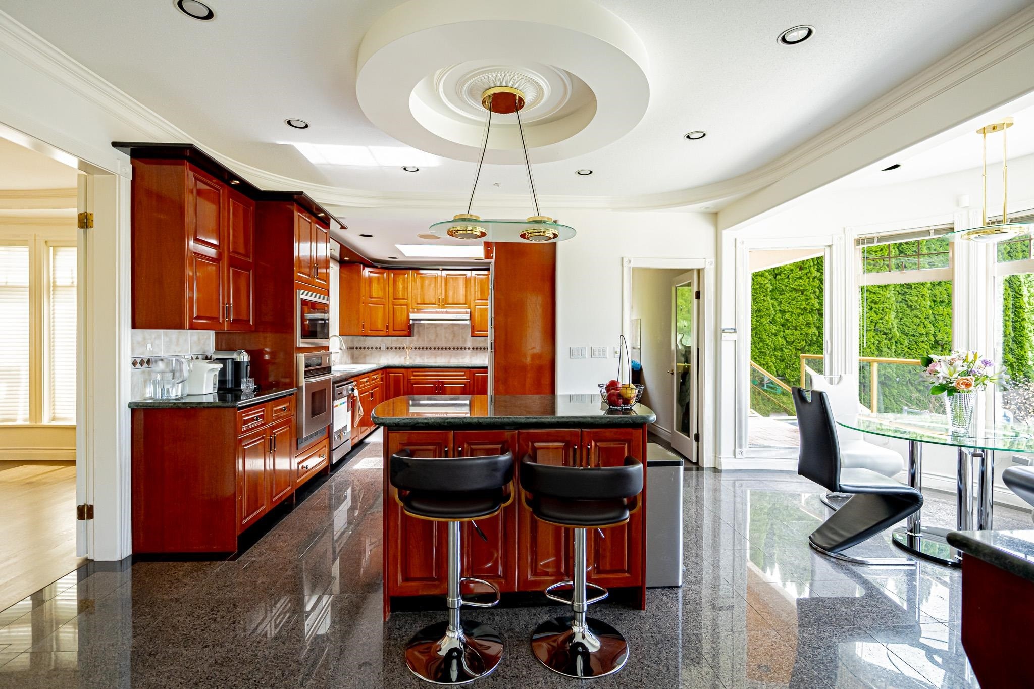 6879 Arbutus Street, Vancouver, BC