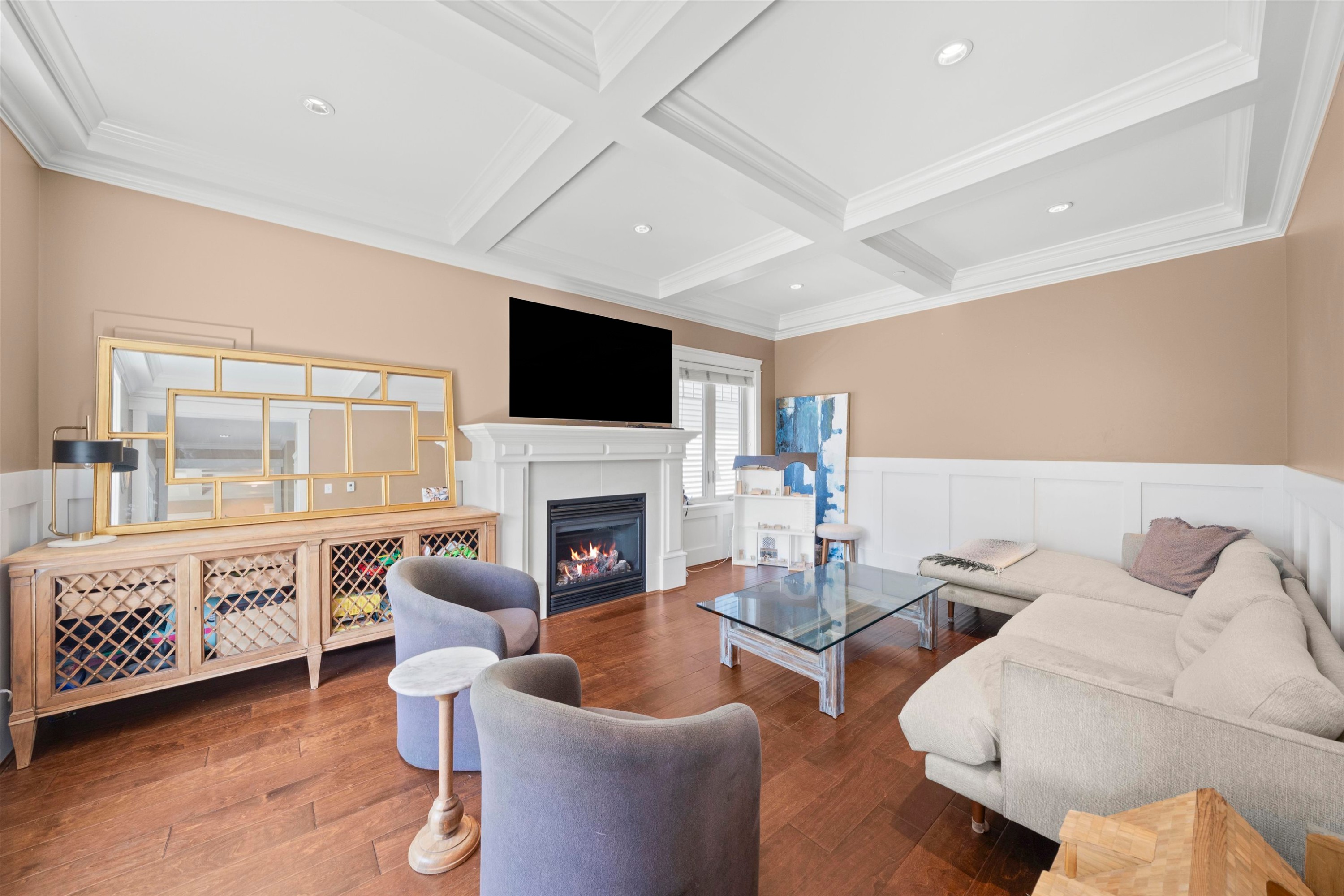 2575 7Th Avenue W, Vancouver, BC