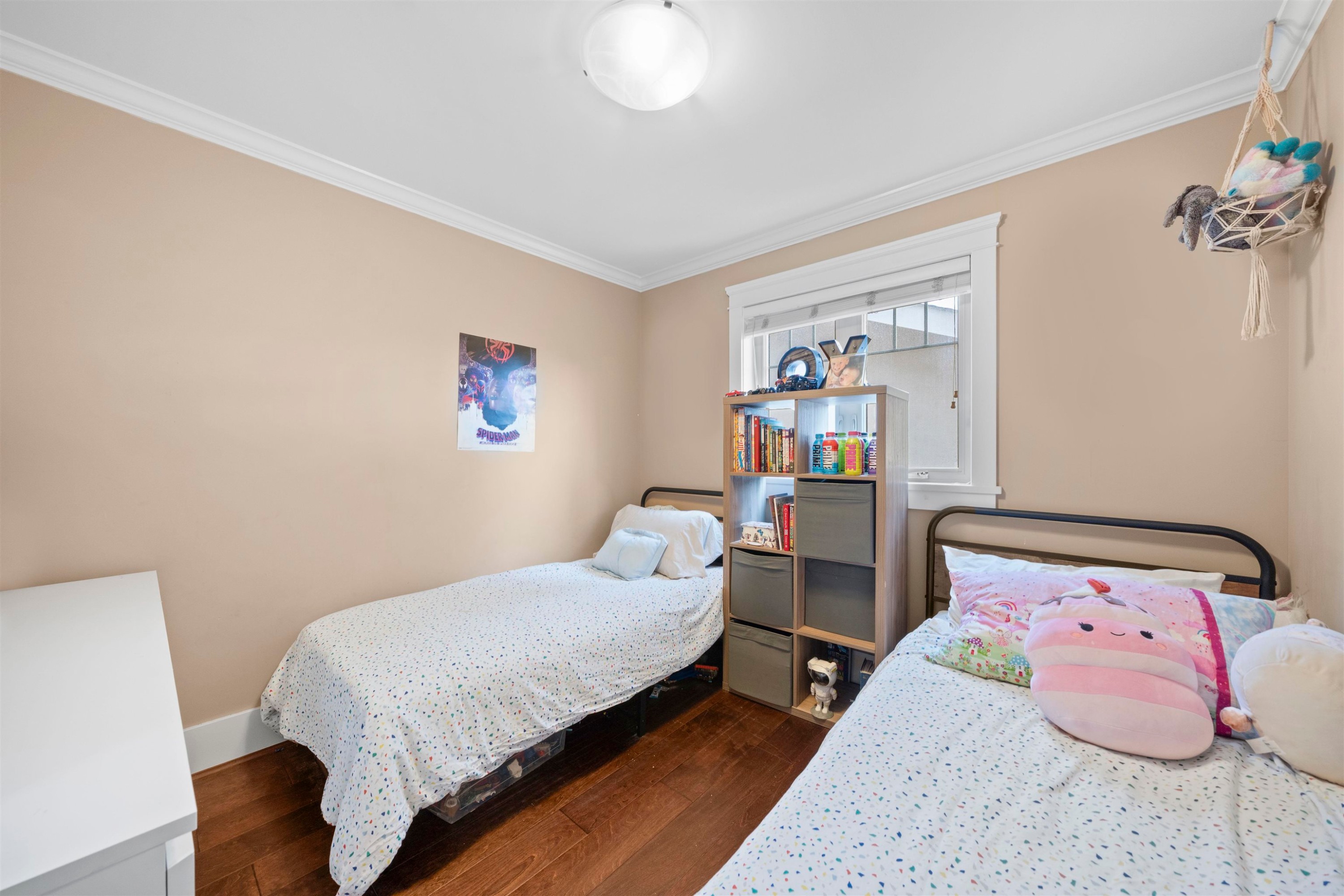 2575 7Th Avenue W, Vancouver, BC