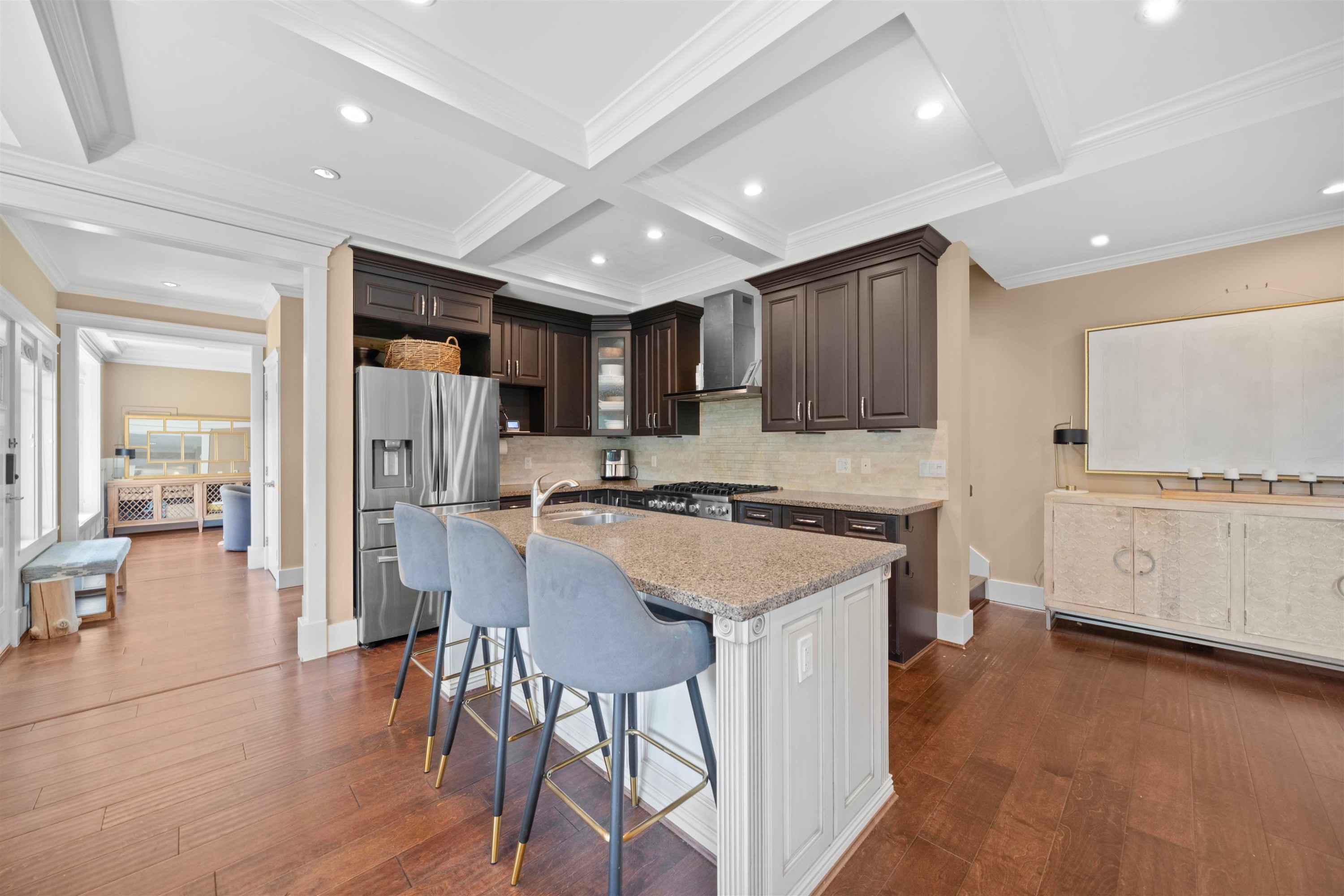 2575 7Th Avenue W, Vancouver, BC