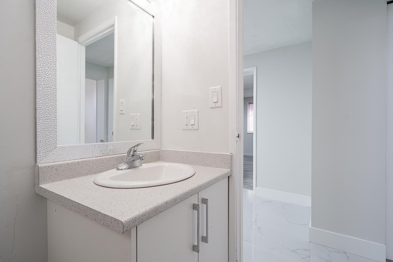 882 63Rd Avenue E, Vancouver, BC