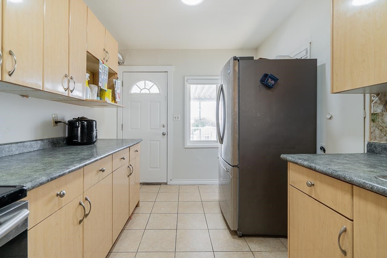 882 63Rd Avenue E, Vancouver, BC