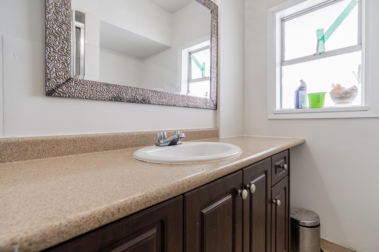 882 63Rd Avenue E, Vancouver, BC