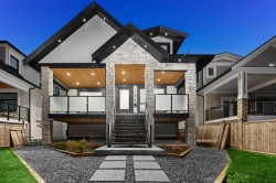 211 Jardine Street New Westminster, BC V3M 5M4