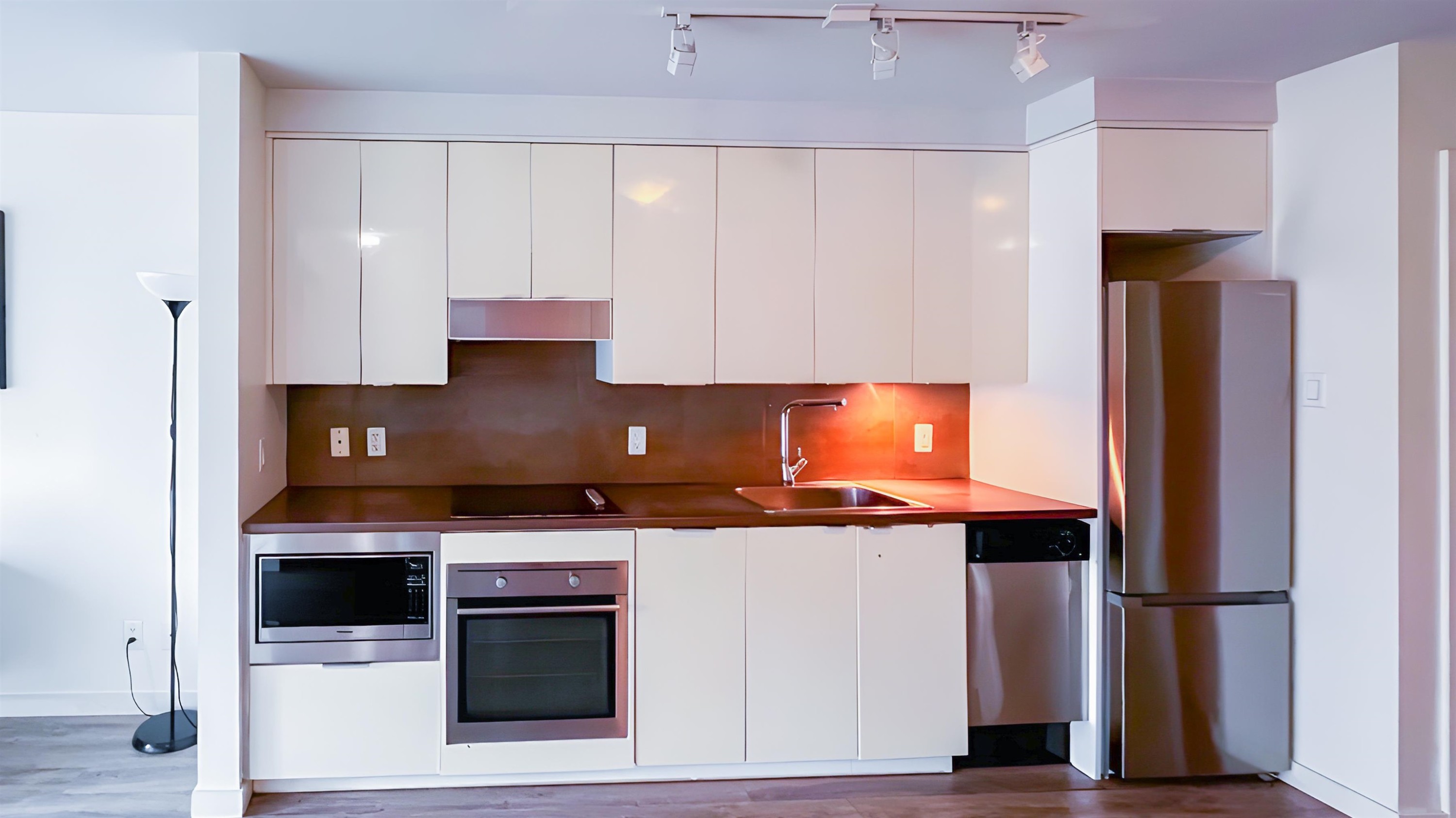 502-161 West Georgia St, Vancouver, BC