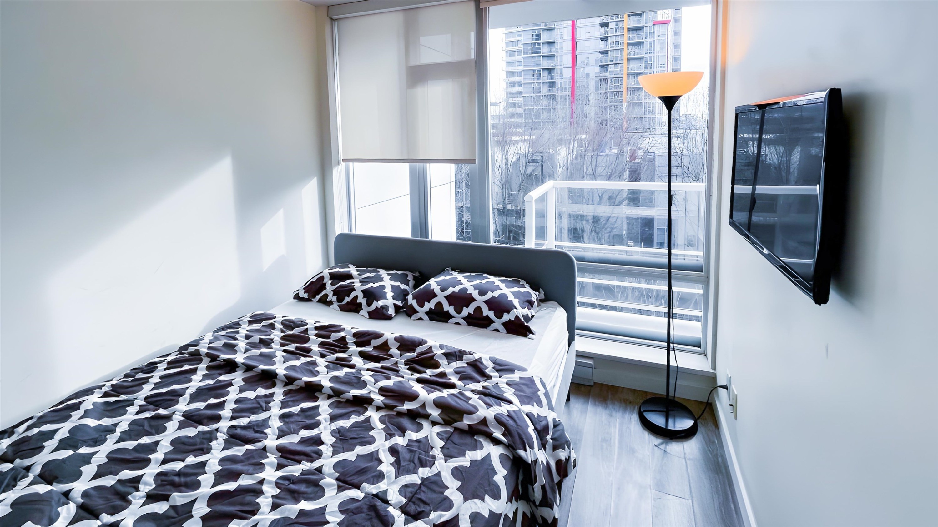 502-161 West Georgia St, Vancouver, BC