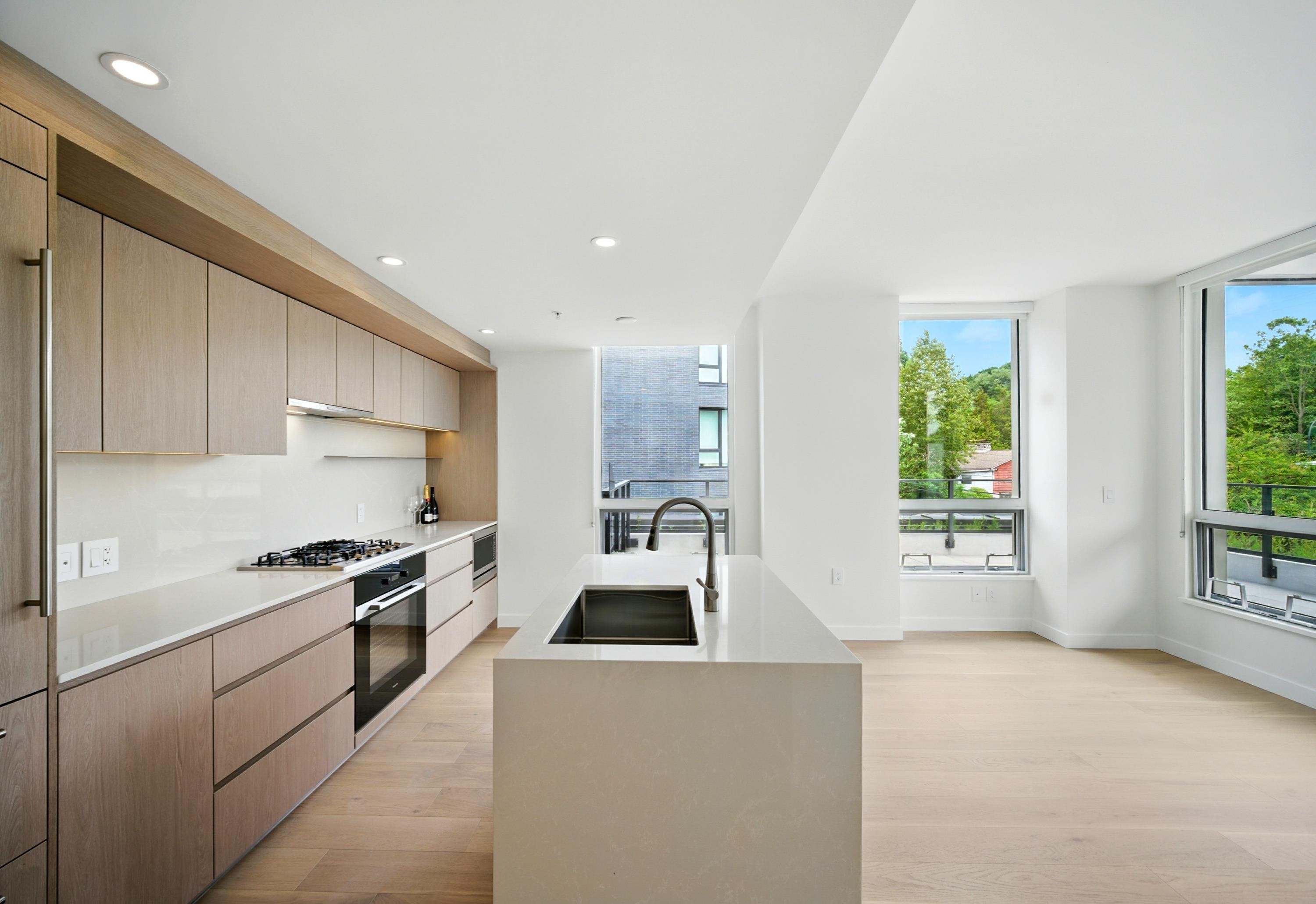 315-5212 Cambie Street, Vancouver, BC