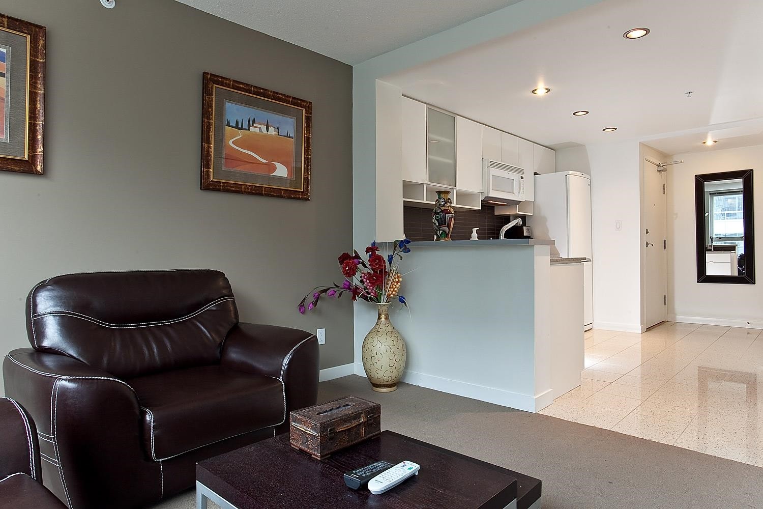 706-928 Beatty Street, Vancouver, BC