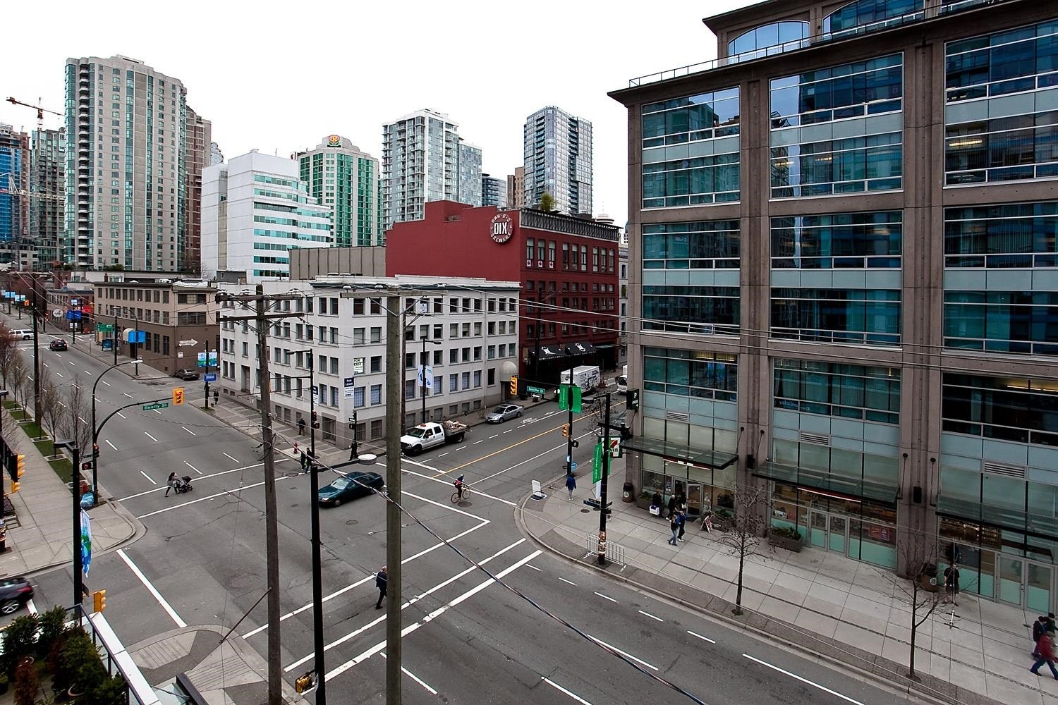 706-928 Beatty Street, Vancouver, BC