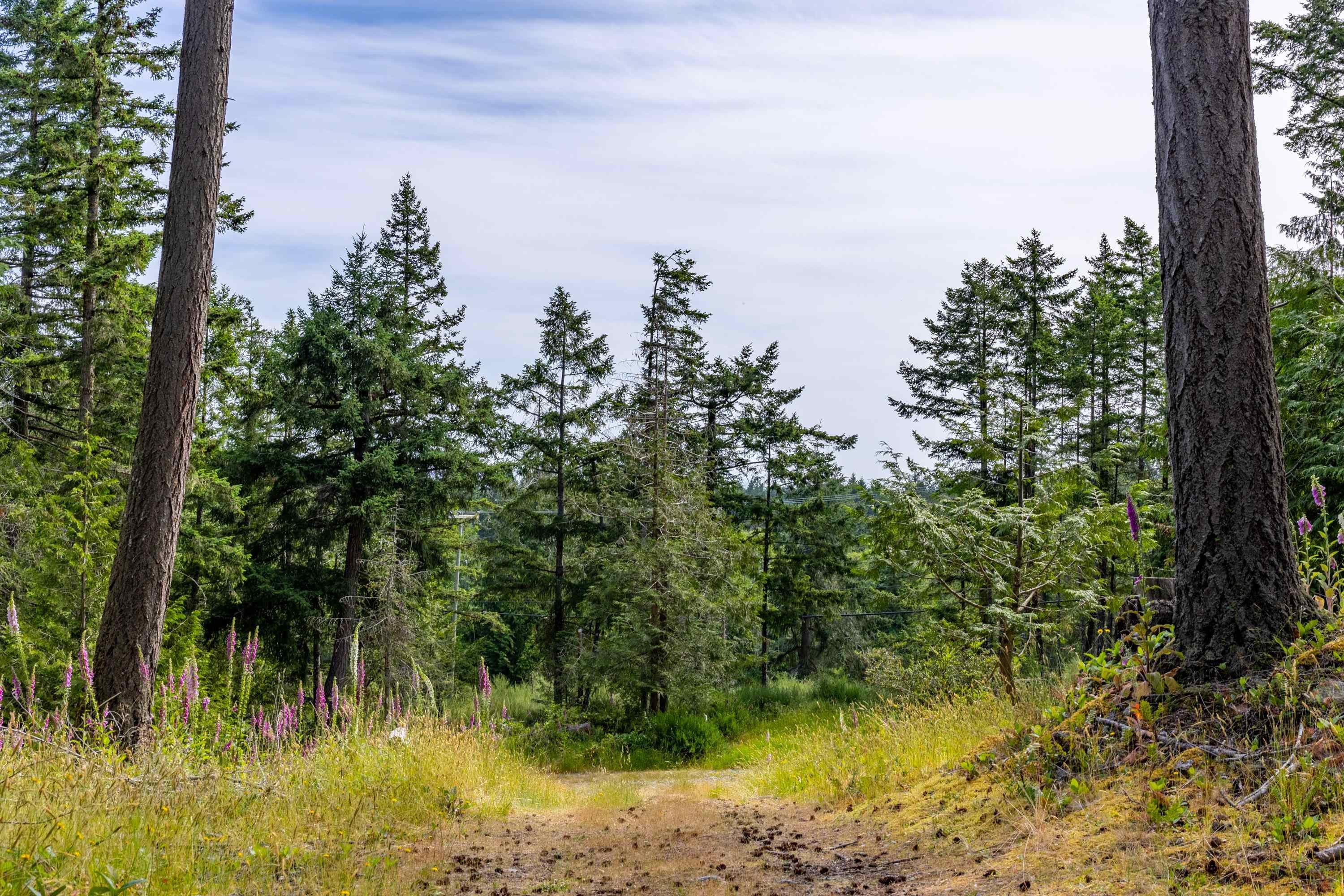 1-861 Bluff Road E, Galiano Island, BC