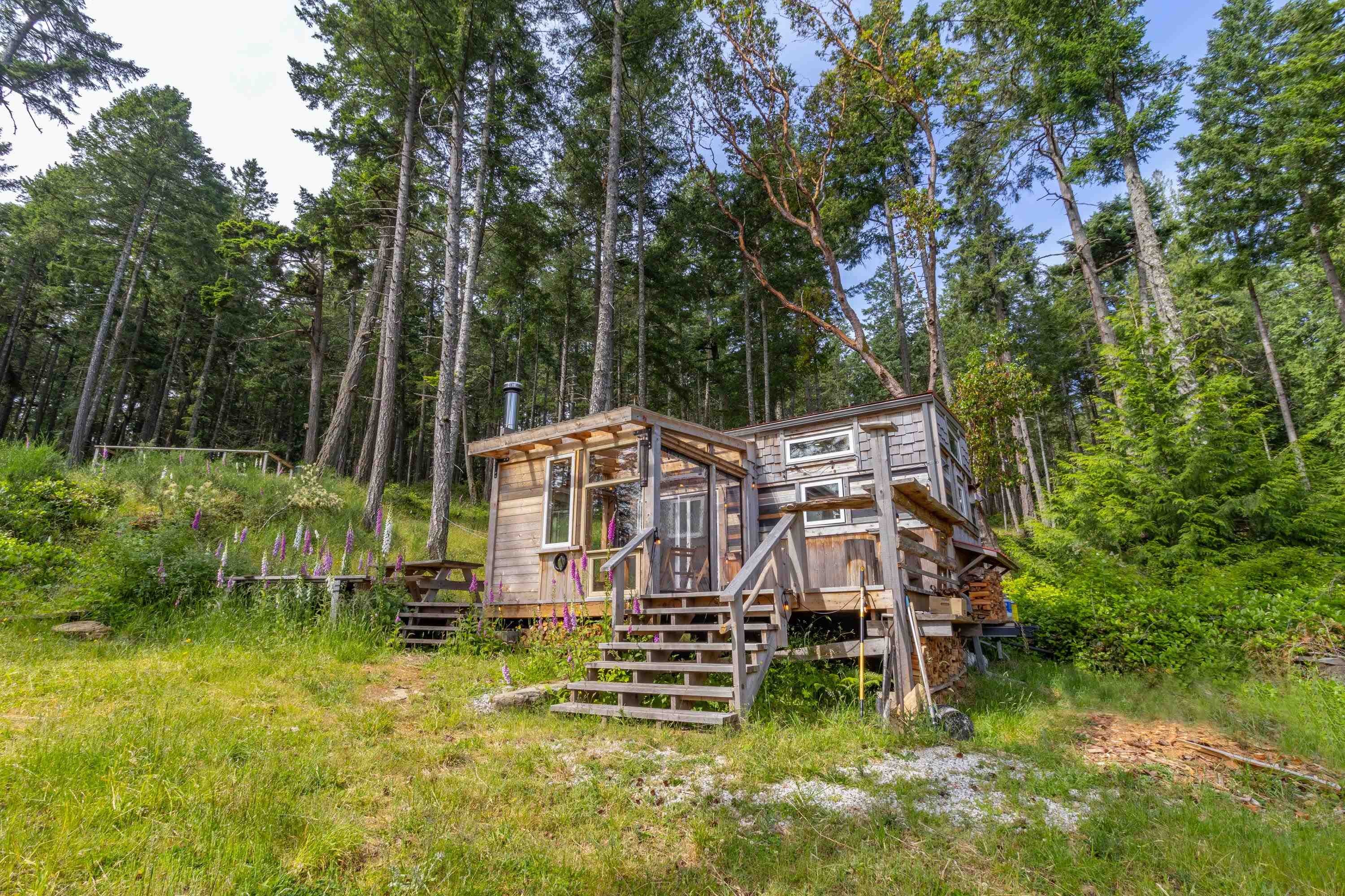 1-861 Bluff Road E, Galiano Island, BC