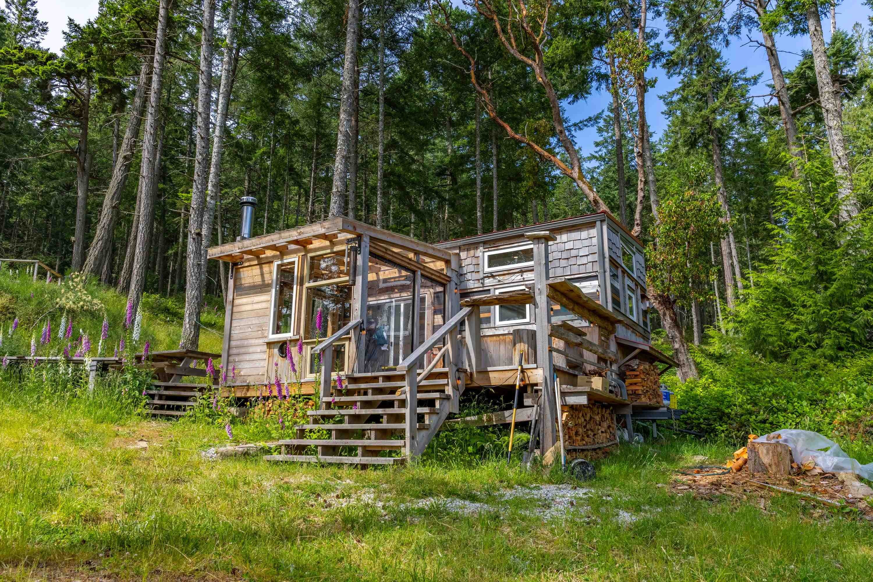 1-861 Bluff Road E, Galiano Island, BC