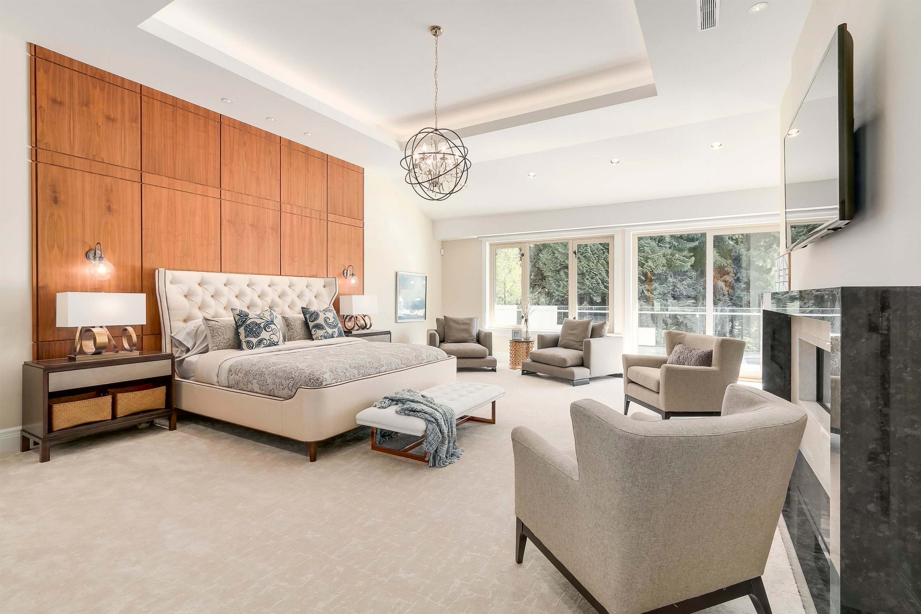 1243 Chartwell Place, West Vancouver, BC