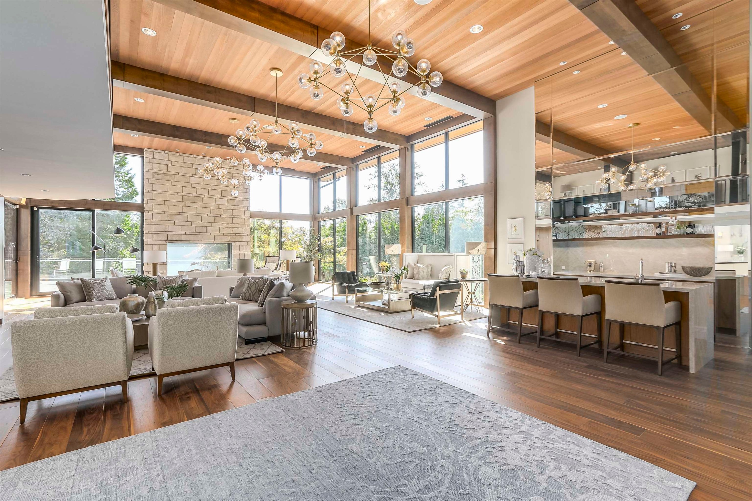 1243 Chartwell Place, West Vancouver, BC