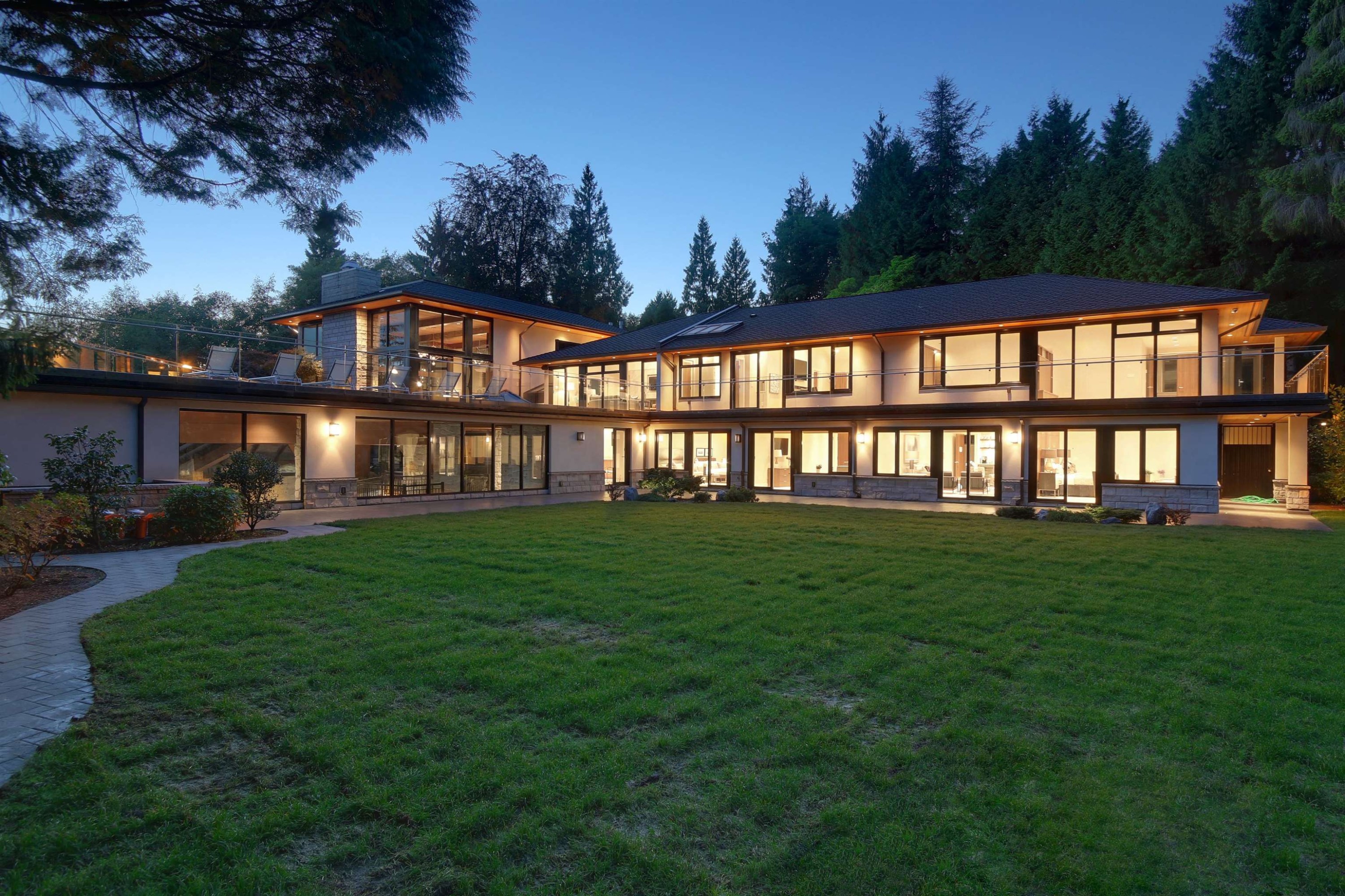 1243 Chartwell Place, West Vancouver, BC