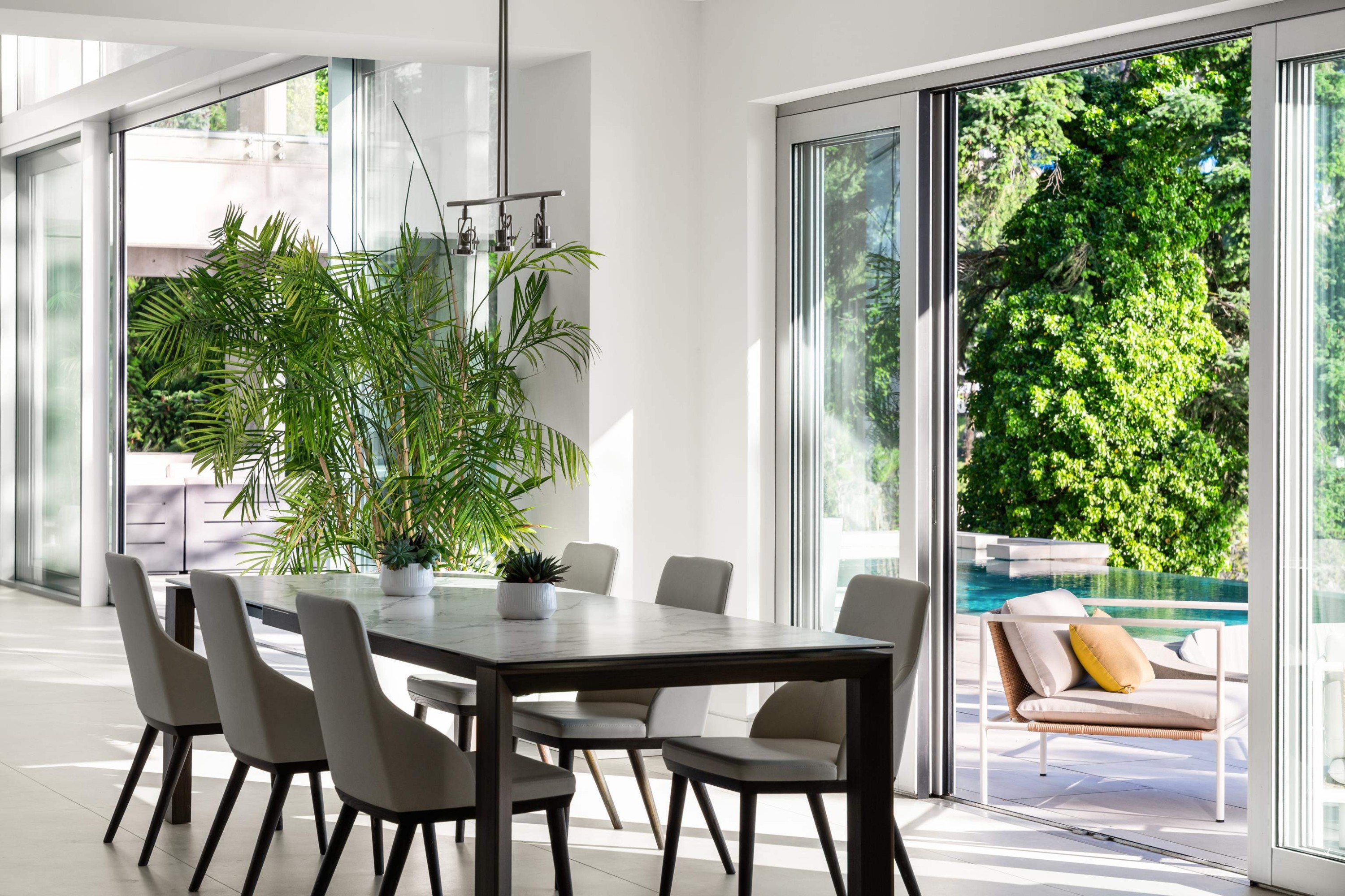 5225 Gulf Place, West Vancouver, BC