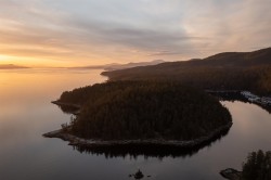 B Turnagain Island Halfmoon Bay, BC V7Z 1B7