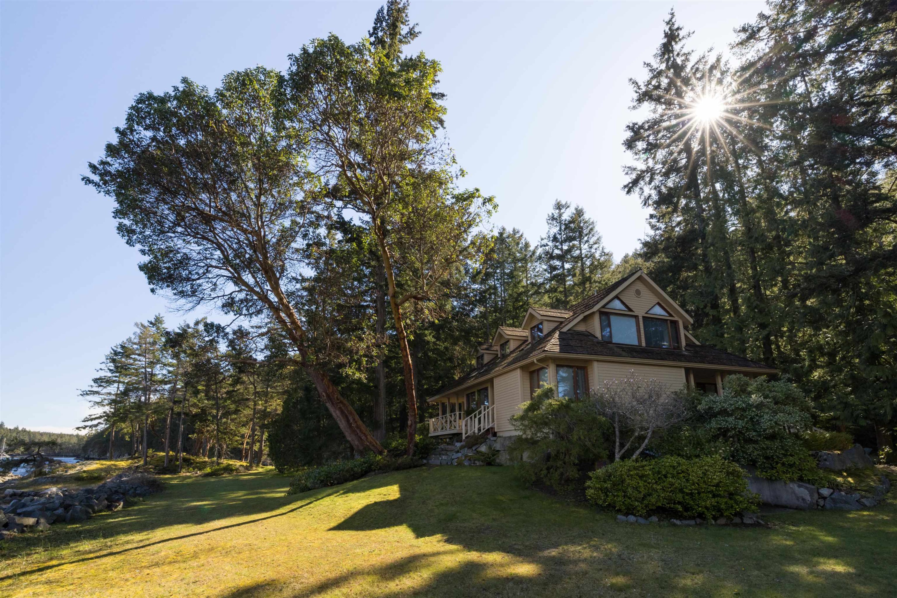 B Turnagain Island, Halfmoon Bay, BC