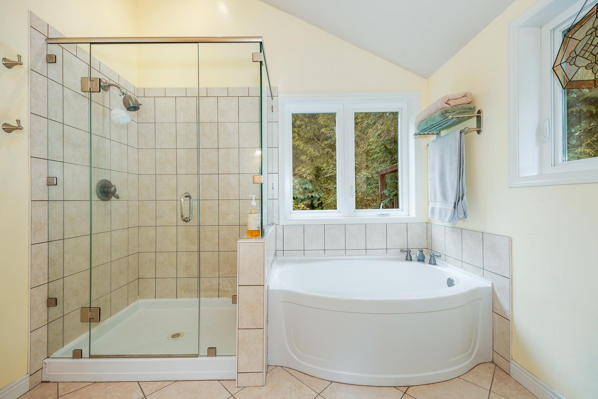 423 Felix Jack Road, Mayne Island, BC