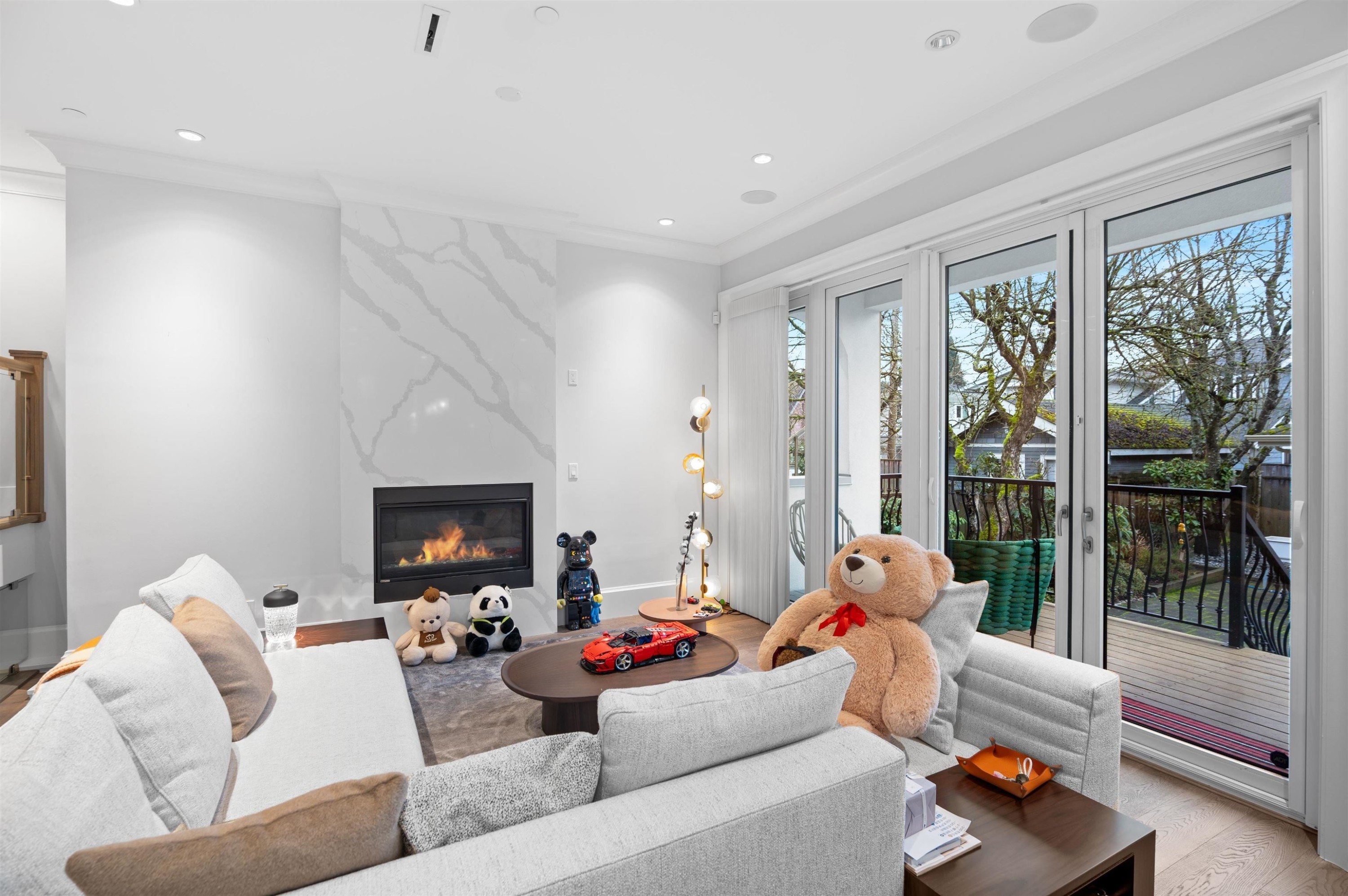 2756 38Th Avenue W, Vancouver, BC