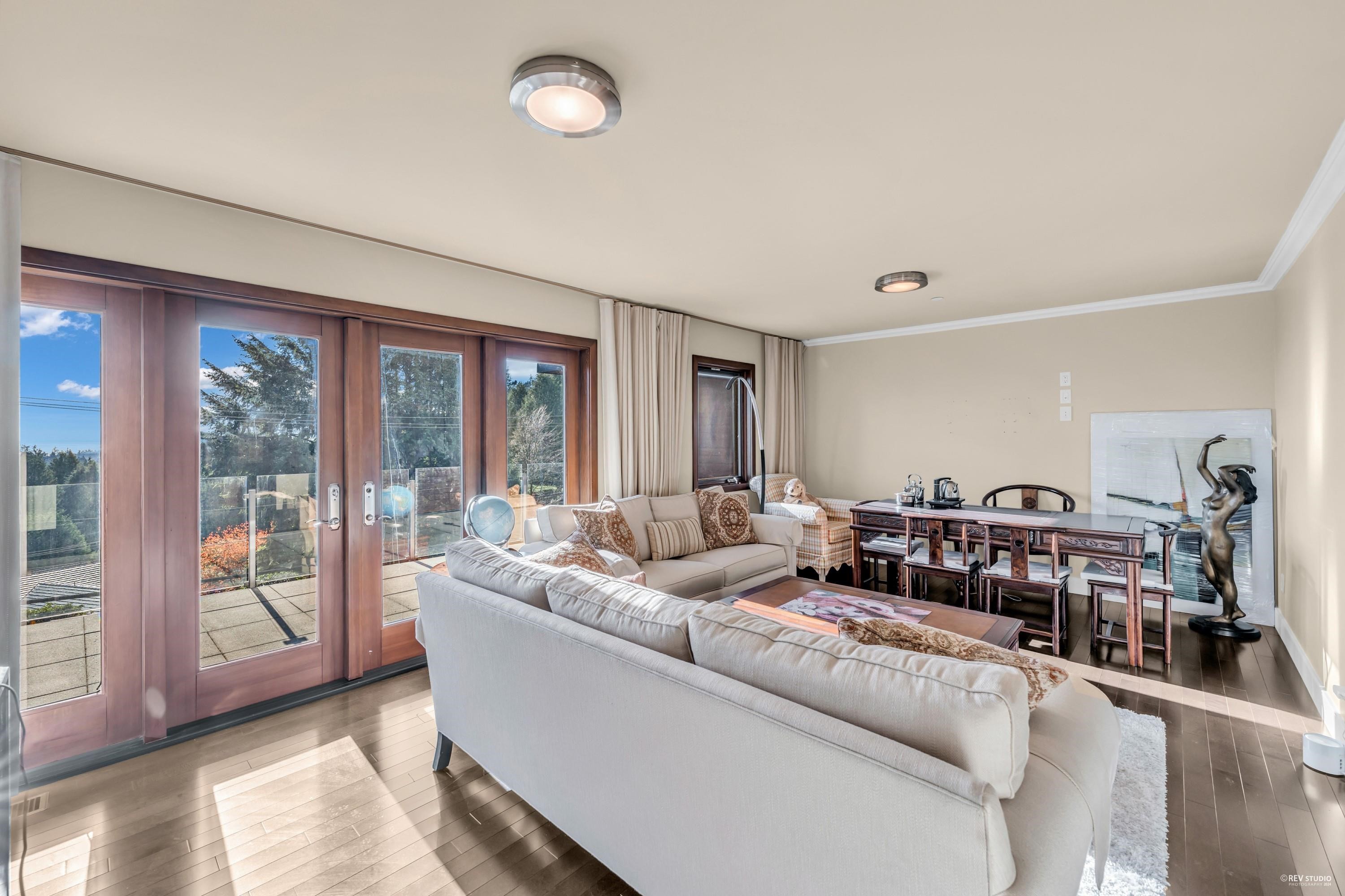 4742 Caulfeild Drive, West Vancouver, BC