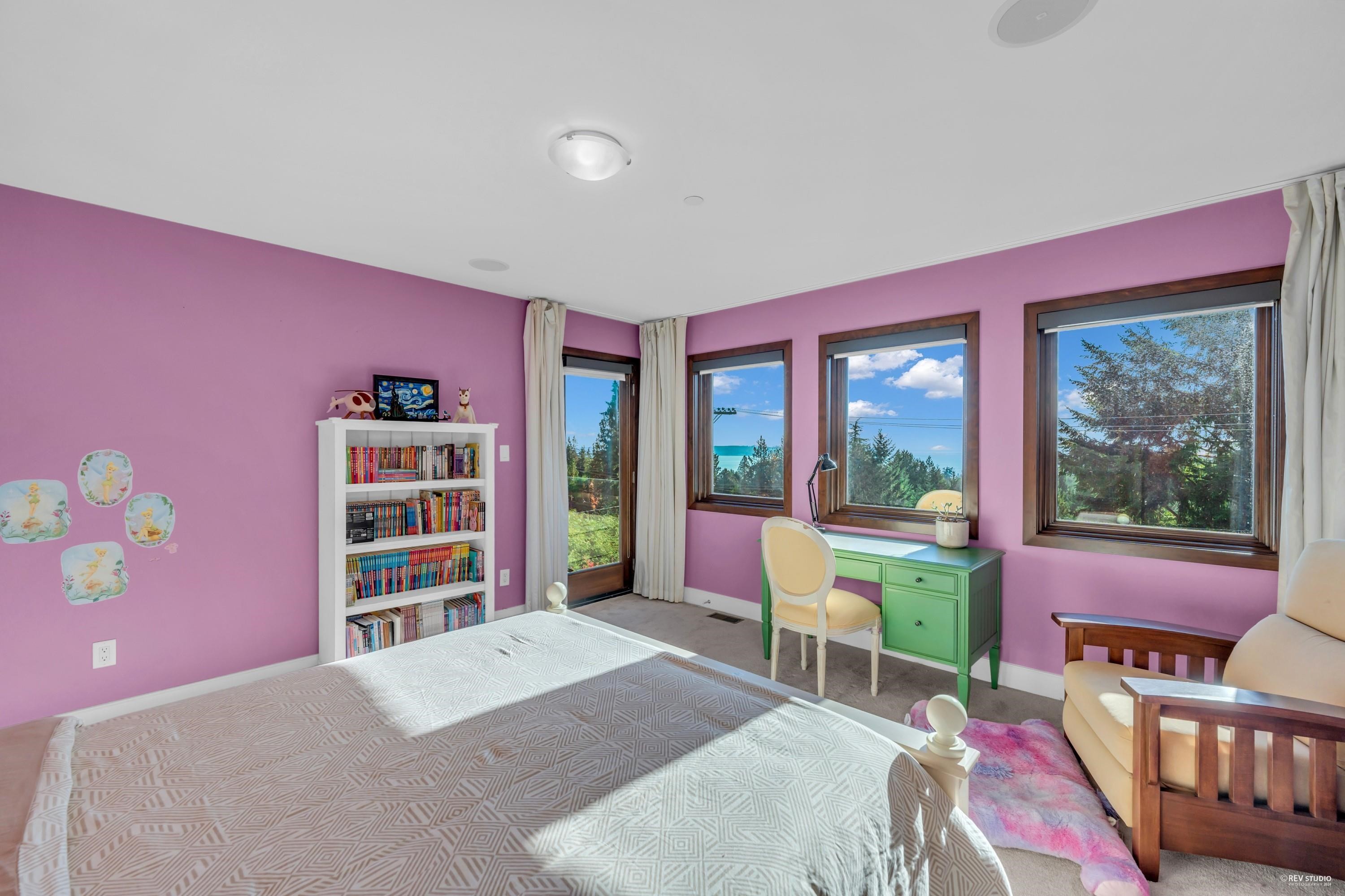 4742 Caulfeild Drive, West Vancouver, BC