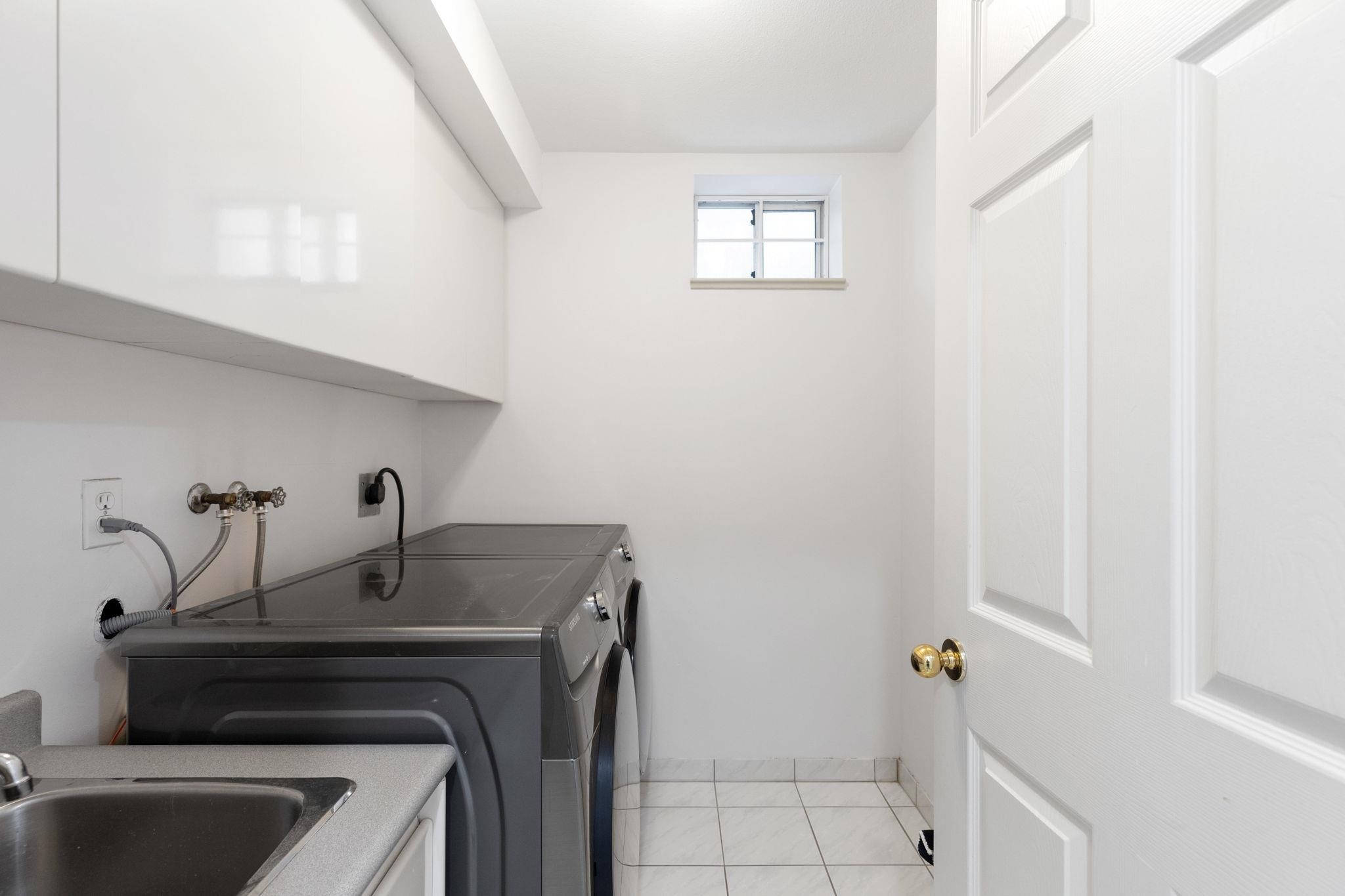 6908 Dawson Street, Vancouver, BC