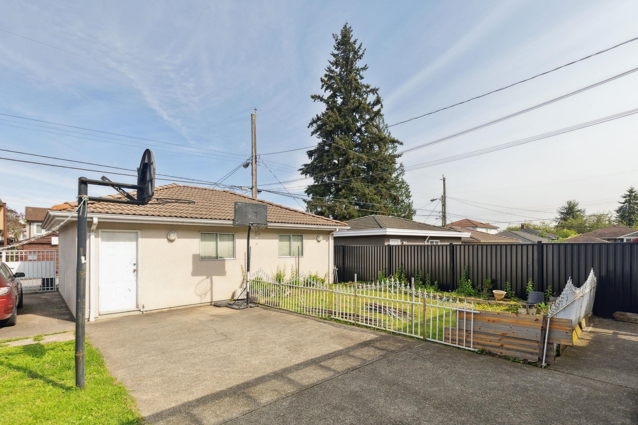 6908 Dawson Street, Vancouver, BC