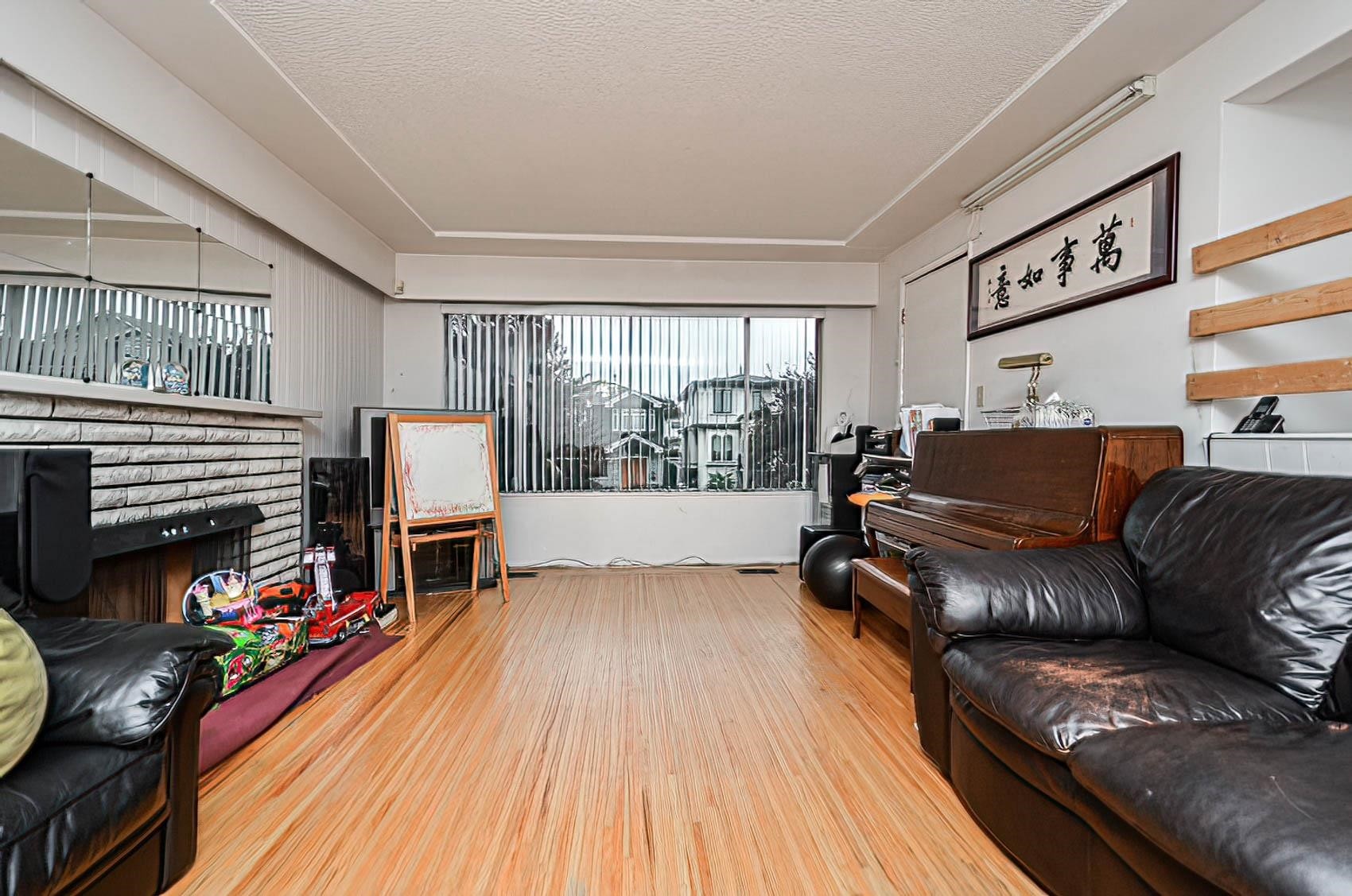 6021 Commercial Street, Vancouver, BC