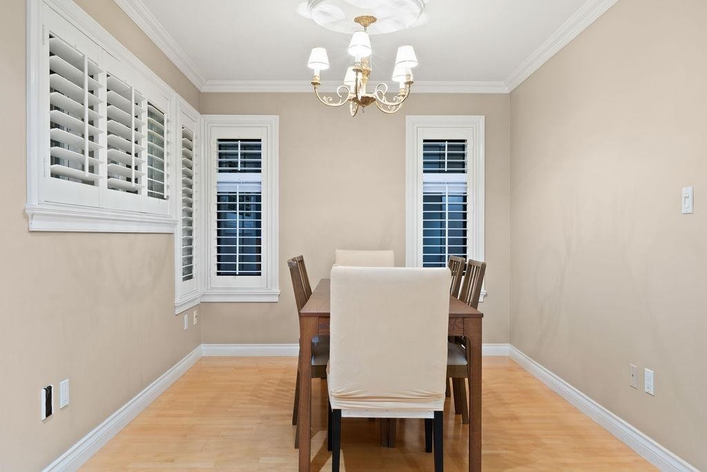 2517 Marine Drive, West Vancouver, BC