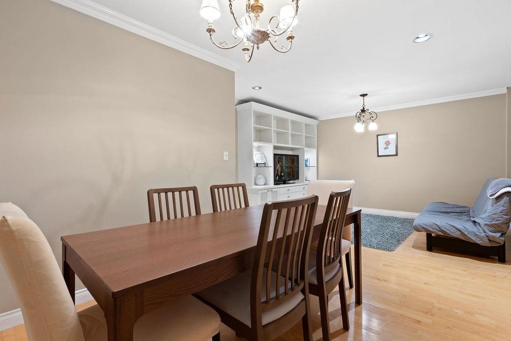 2517 Marine Drive, West Vancouver, BC