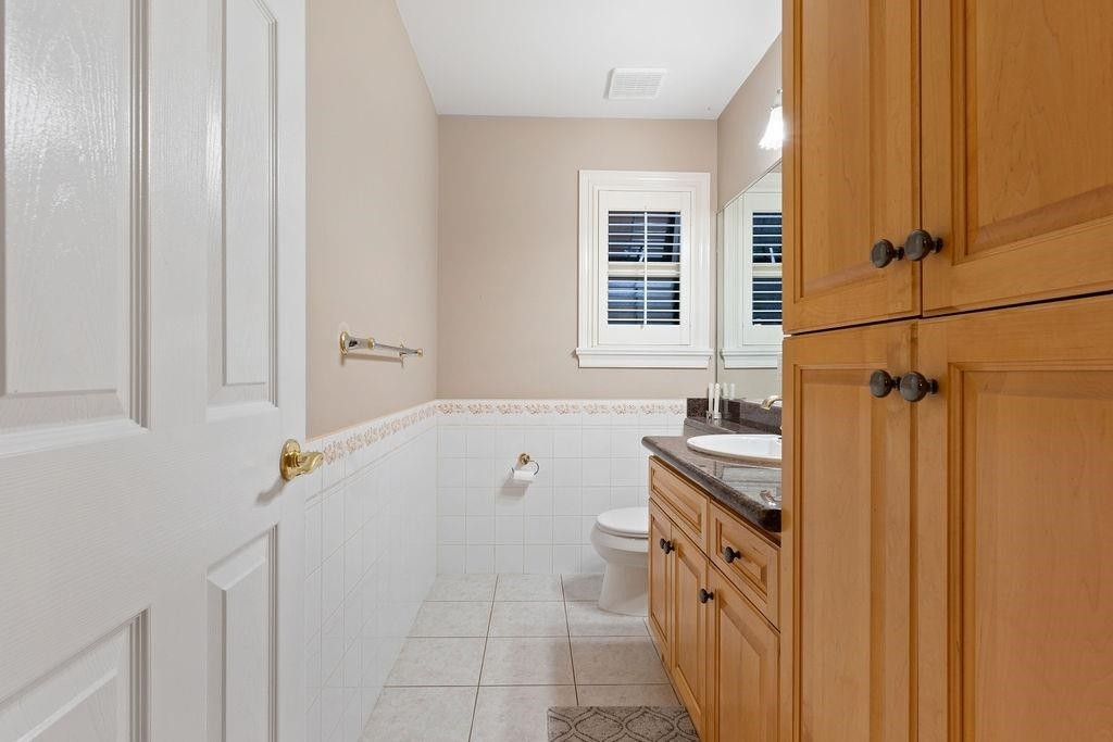 2517 Marine Drive, West Vancouver, BC