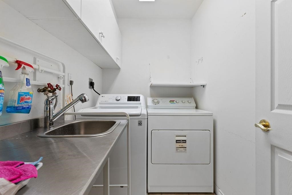 2517 Marine Drive, West Vancouver, BC