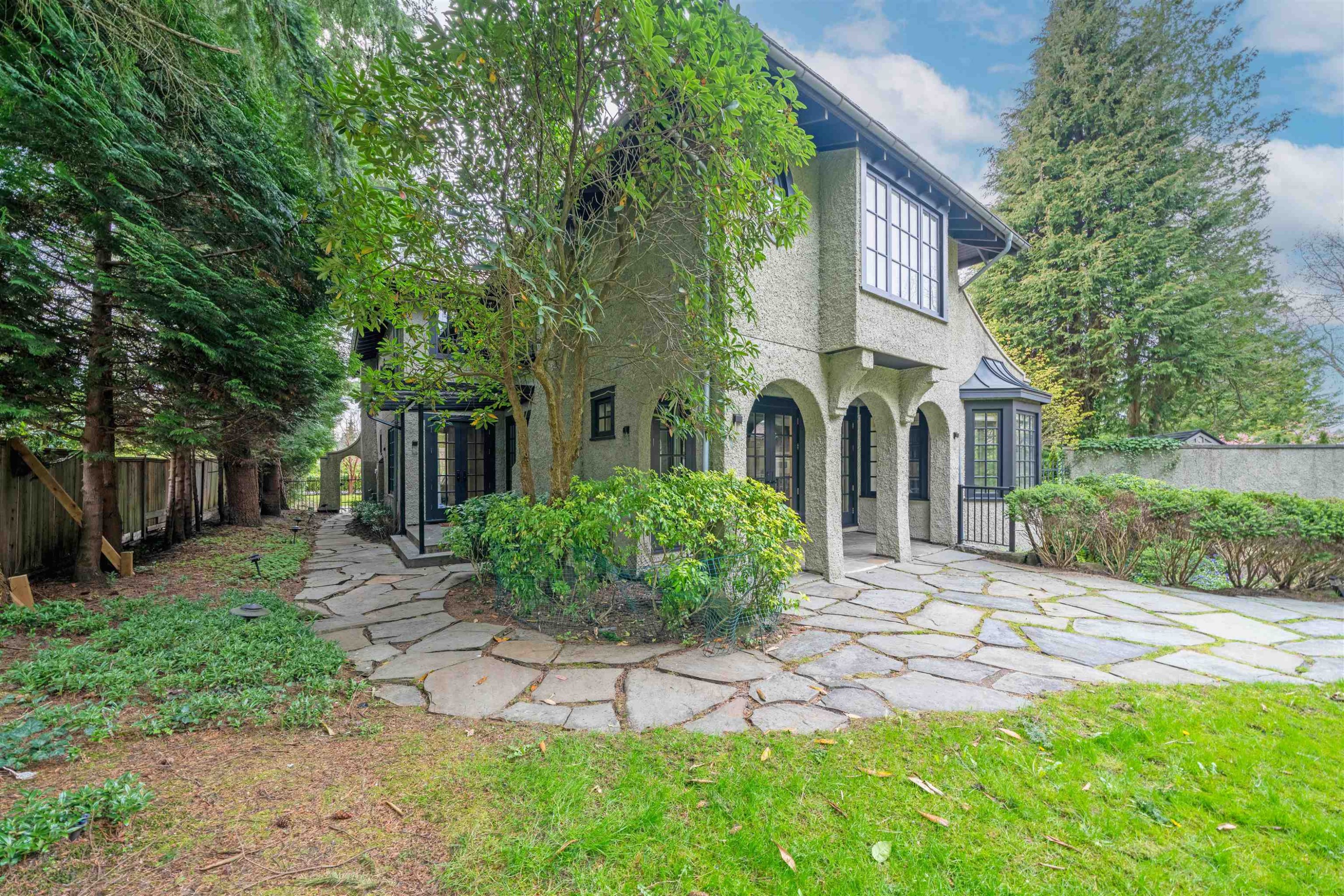 1610 Wesbrook Crescent, Vancouver, BC