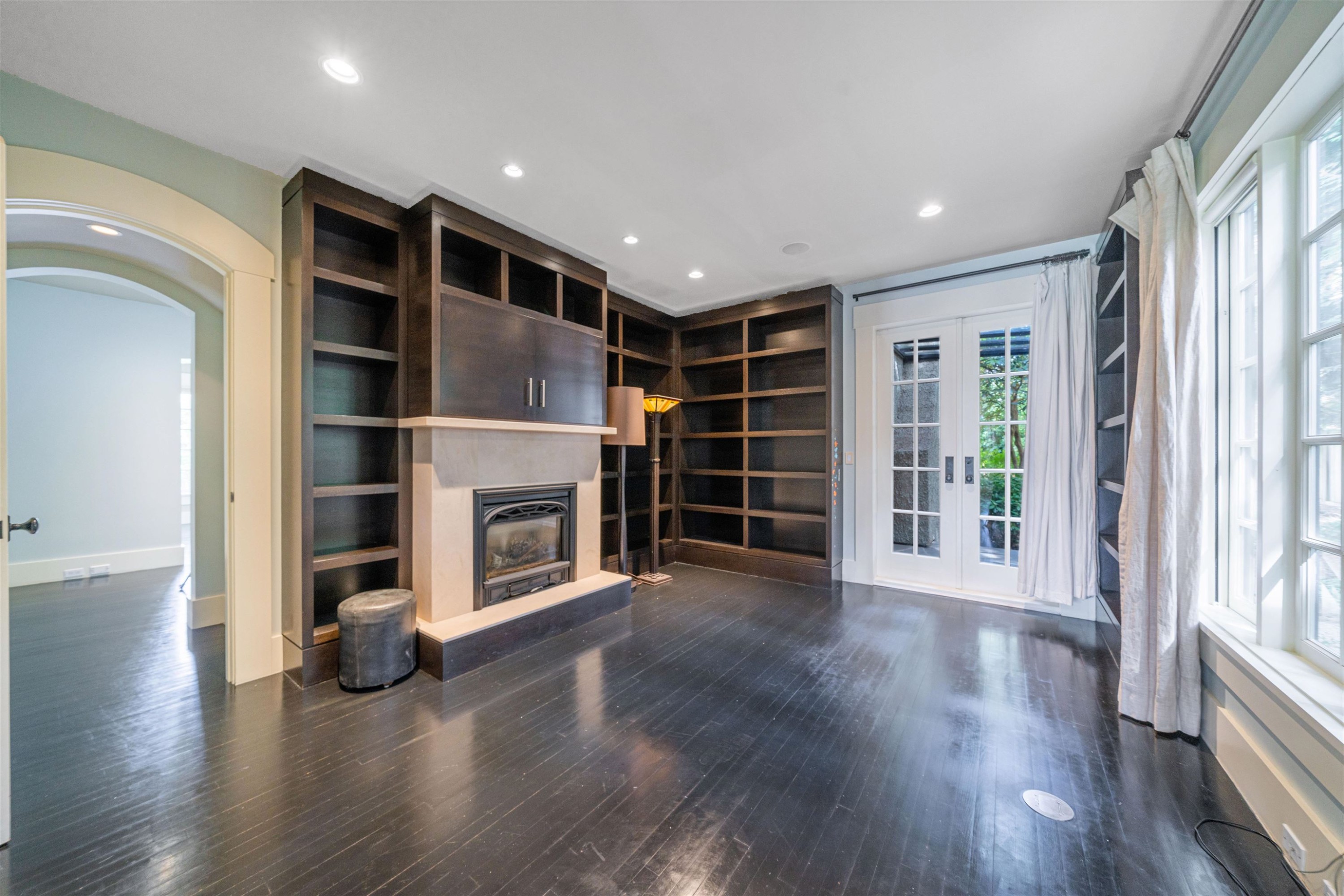 1610 Wesbrook Crescent, Vancouver, BC