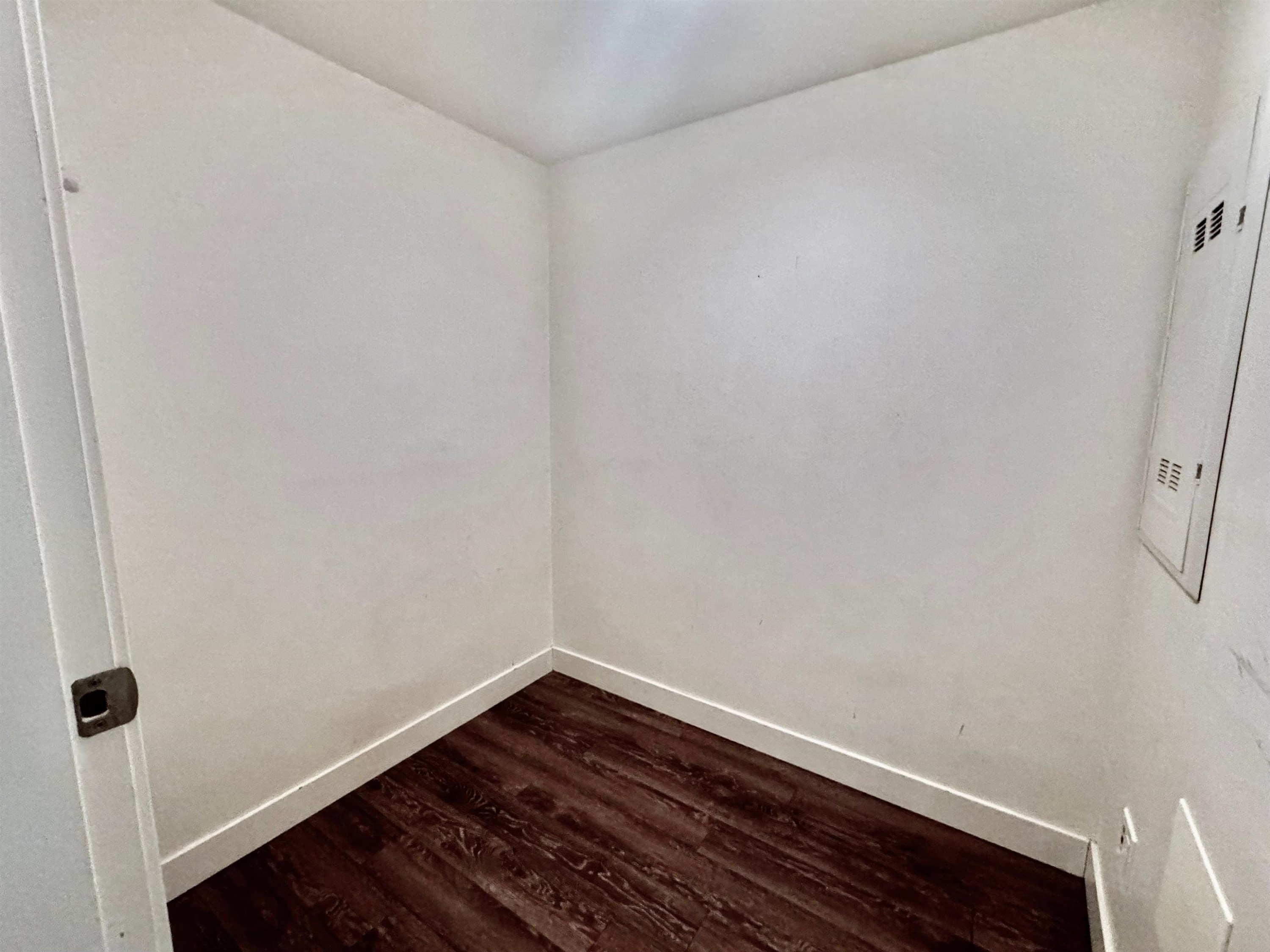 605-1325 Rolston Street, Vancouver, BC