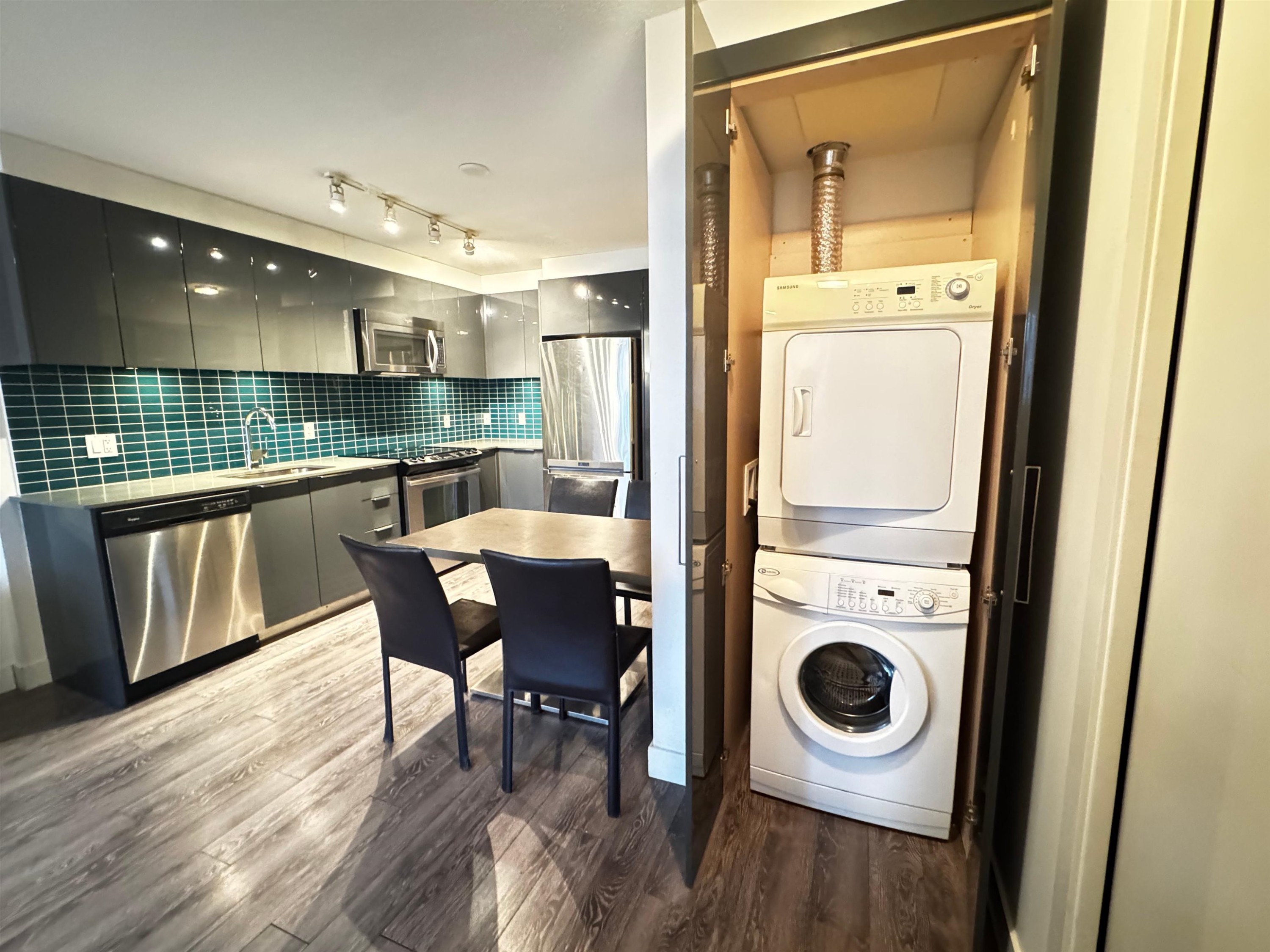 605-1325 Rolston Street, Vancouver, BC