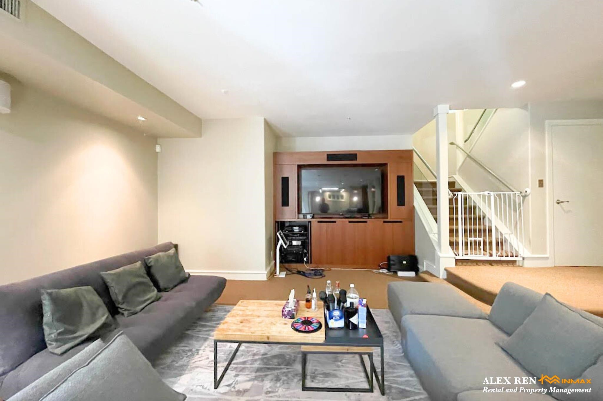 2838 Sw Marine Drive, Vancouver, BC