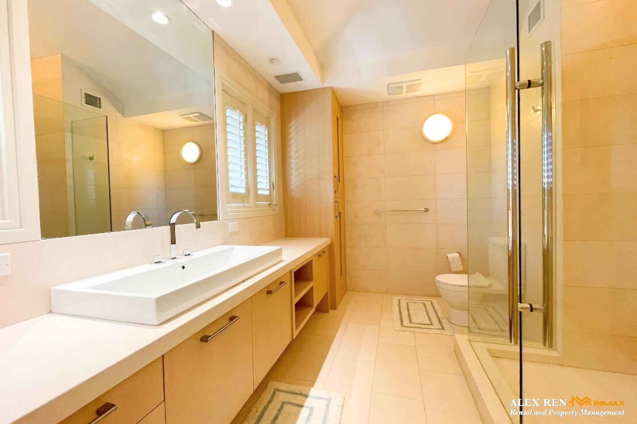 2838 Sw Marine Drive, Vancouver, BC