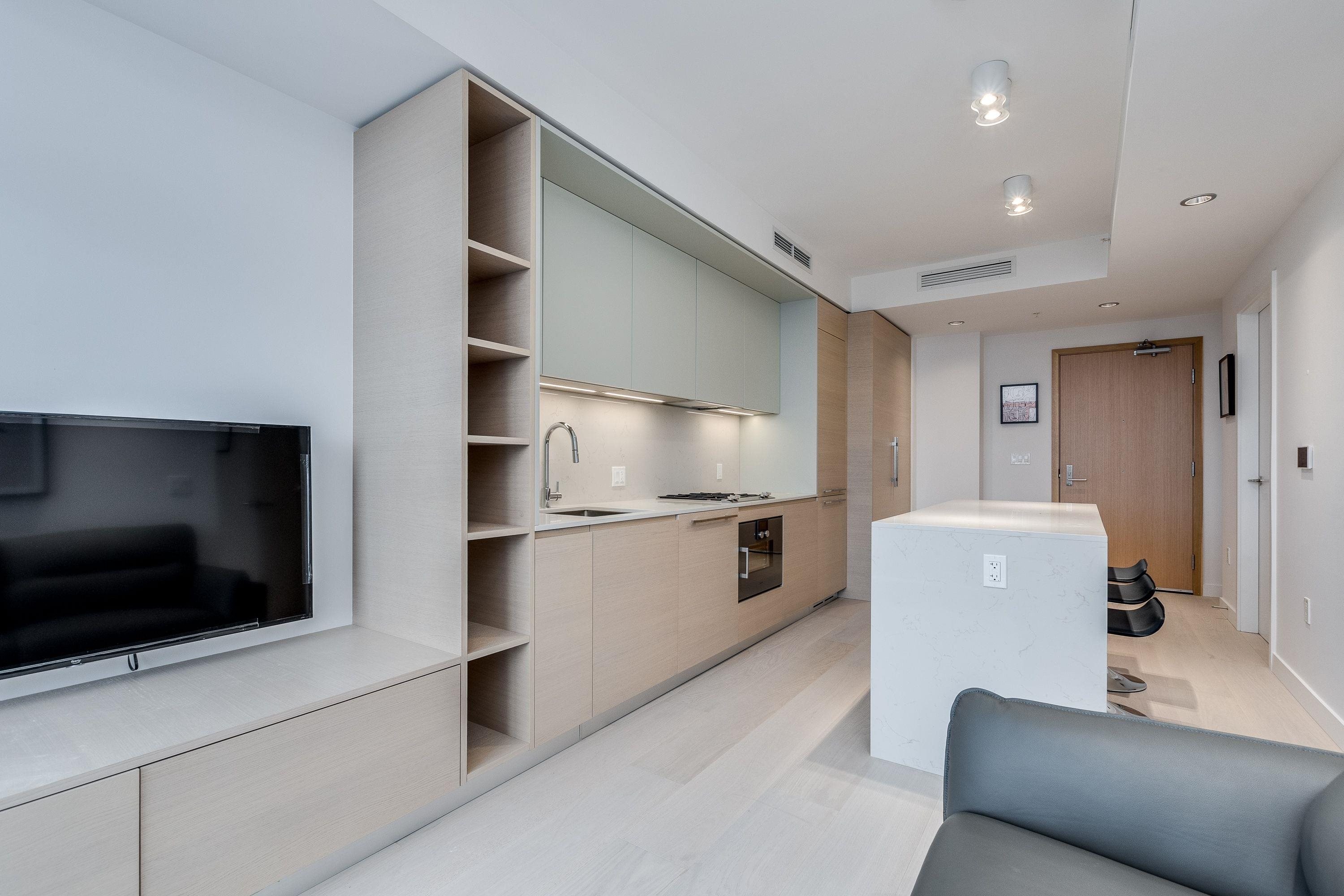 3803-1289 Hornby Street, Vancouver, BC