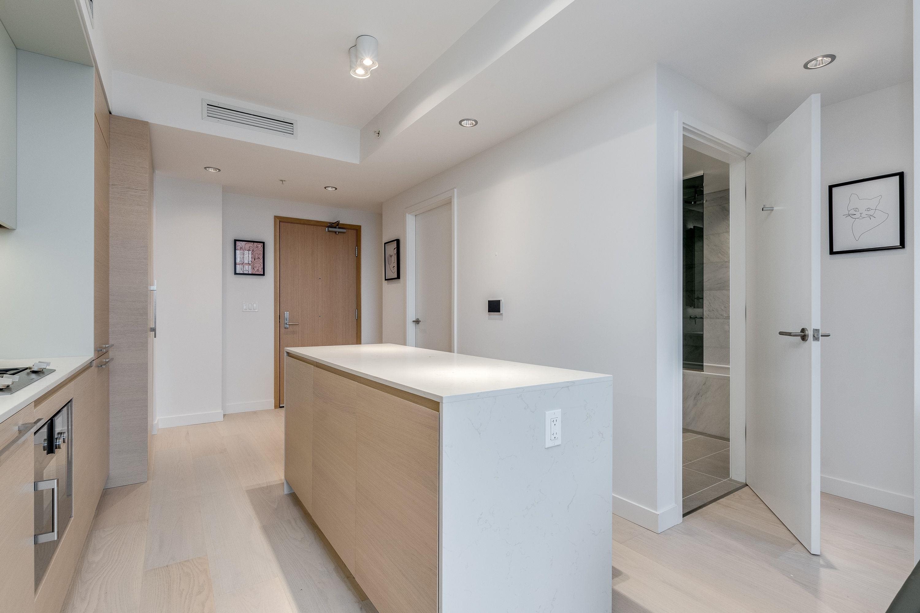 3803-1289 Hornby Street, Vancouver, BC