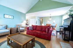 5462 Kensington Road Sechelt, BC V7Z 0N9