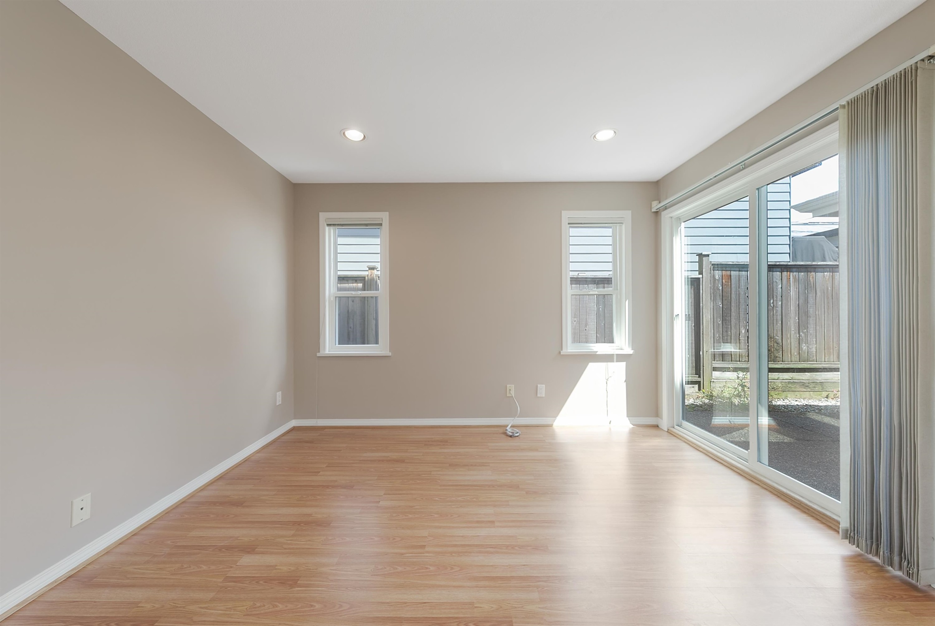 235 19Th Street W, North Vancouver, BC