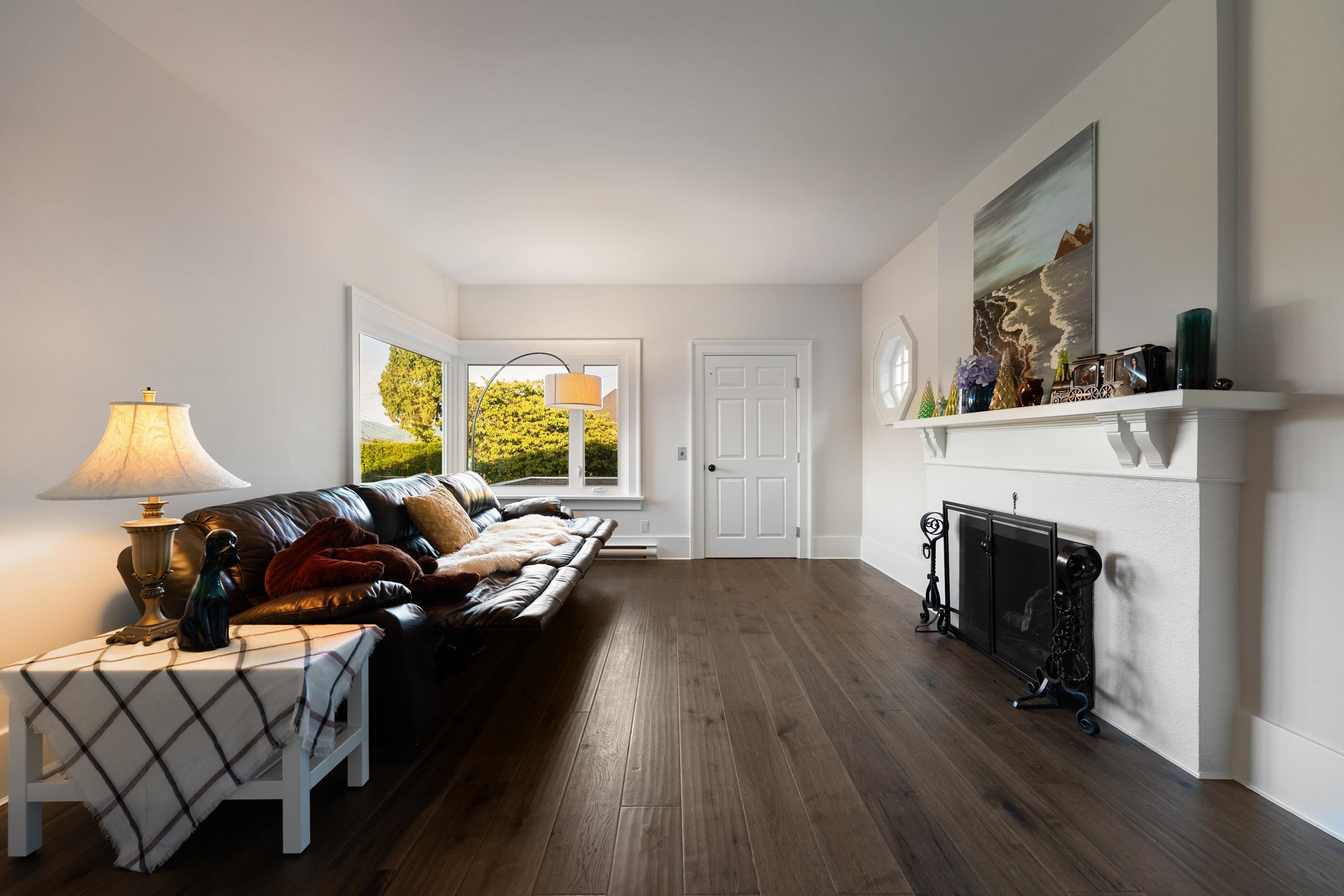 4603 5Th Avenue W, Vancouver, BC