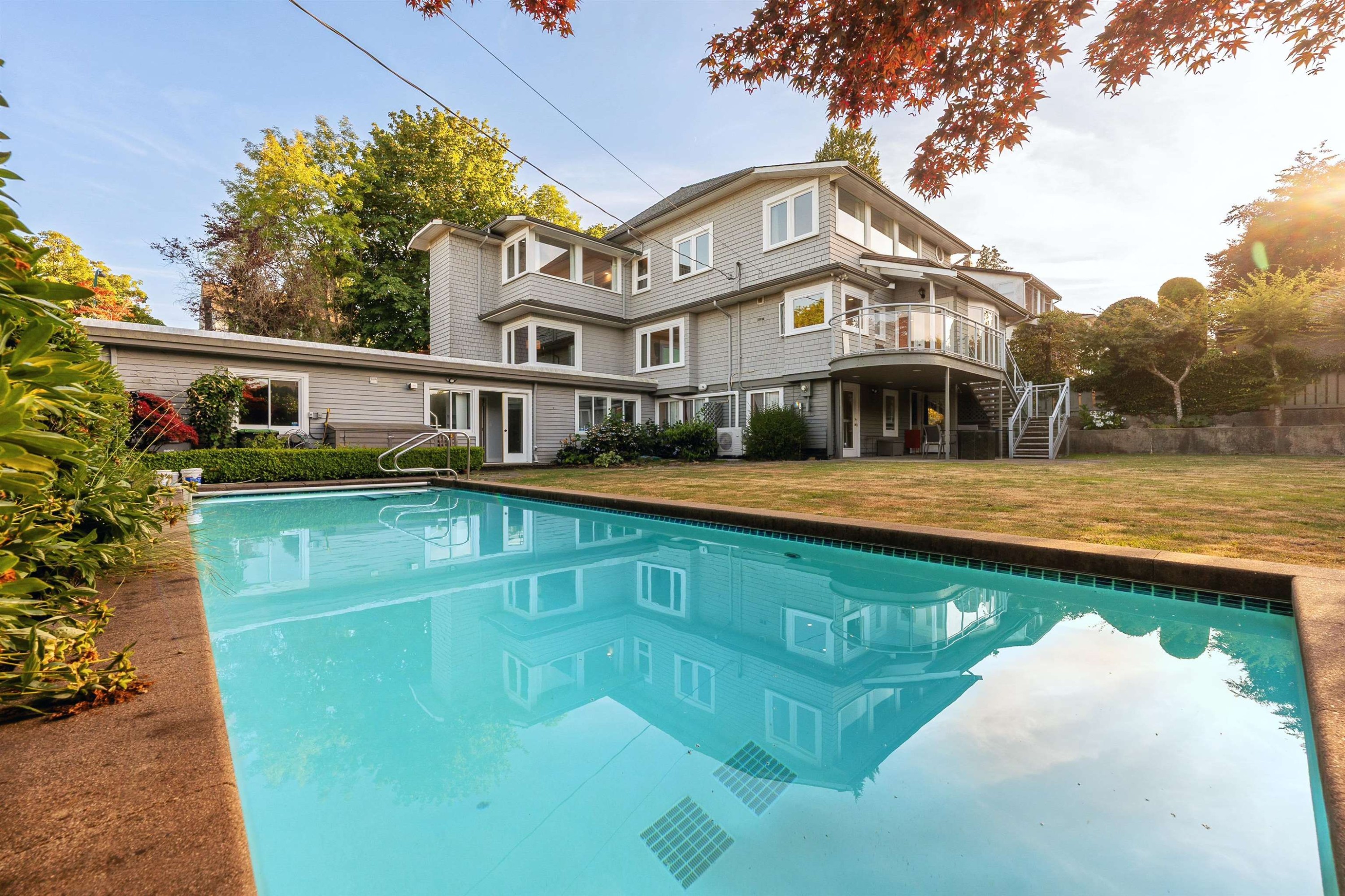 4603 5Th Avenue W, Vancouver, BC