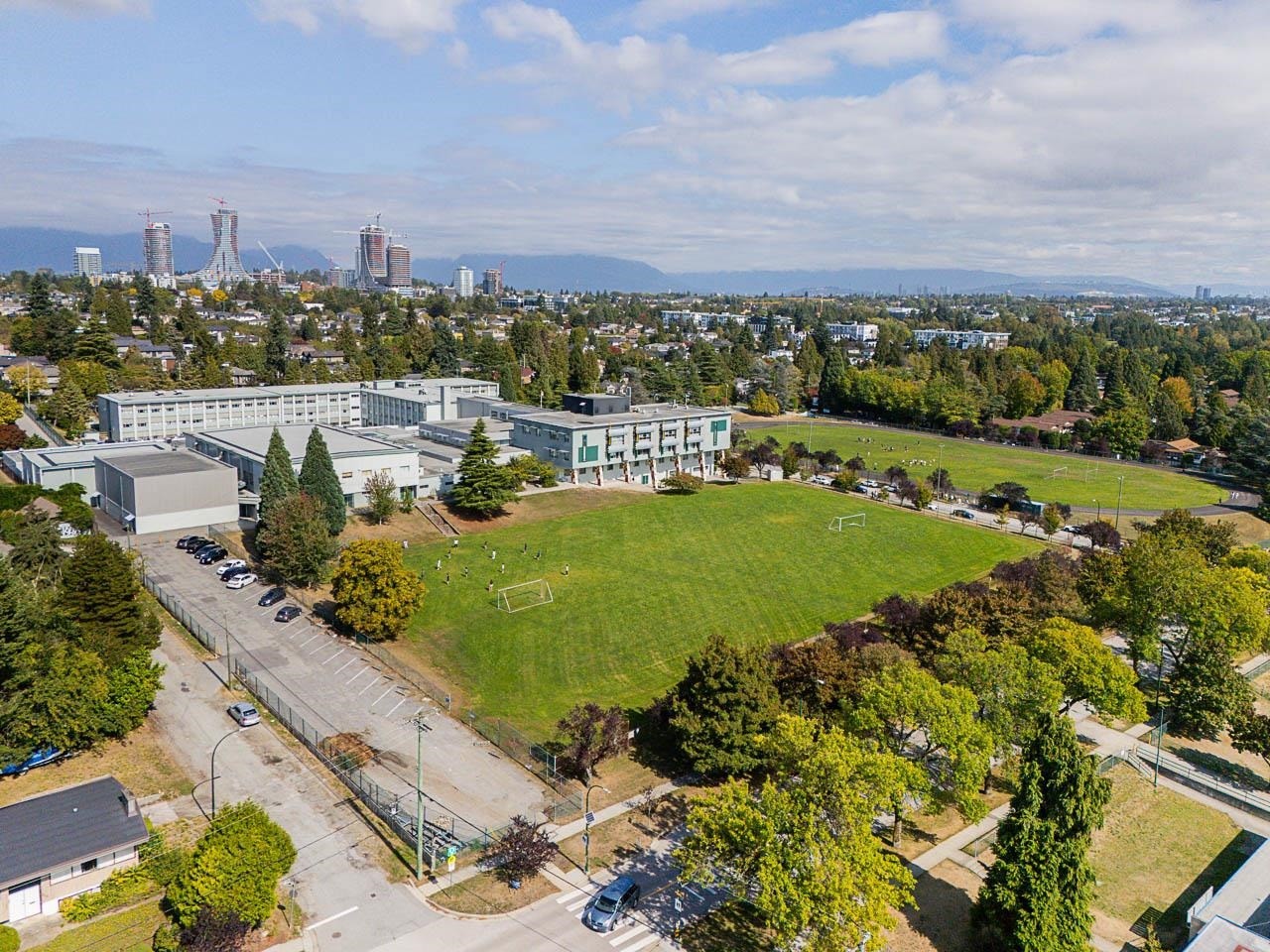 970 64Th Avenue W, Vancouver, BC