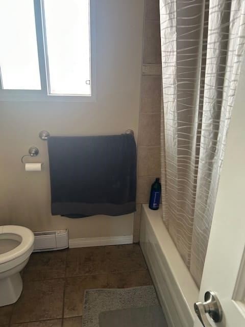 7592 Fraser Street, Vancouver, BC