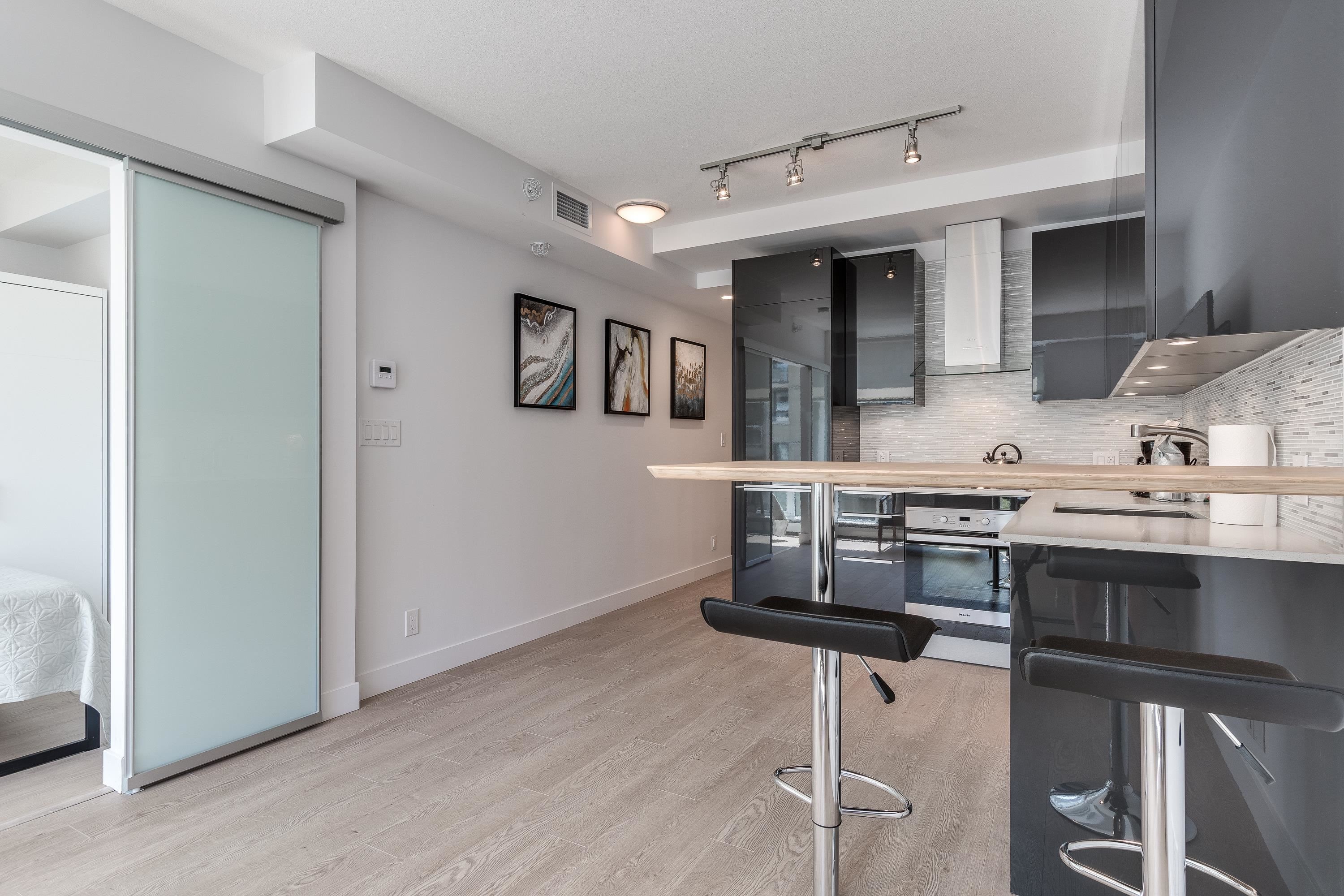 906-1283 Howe Street, Vancouver, BC