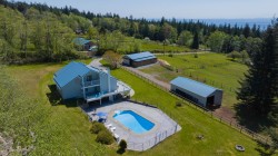 2010 Ranch Road Roberts Creek, BC V0N 2W5